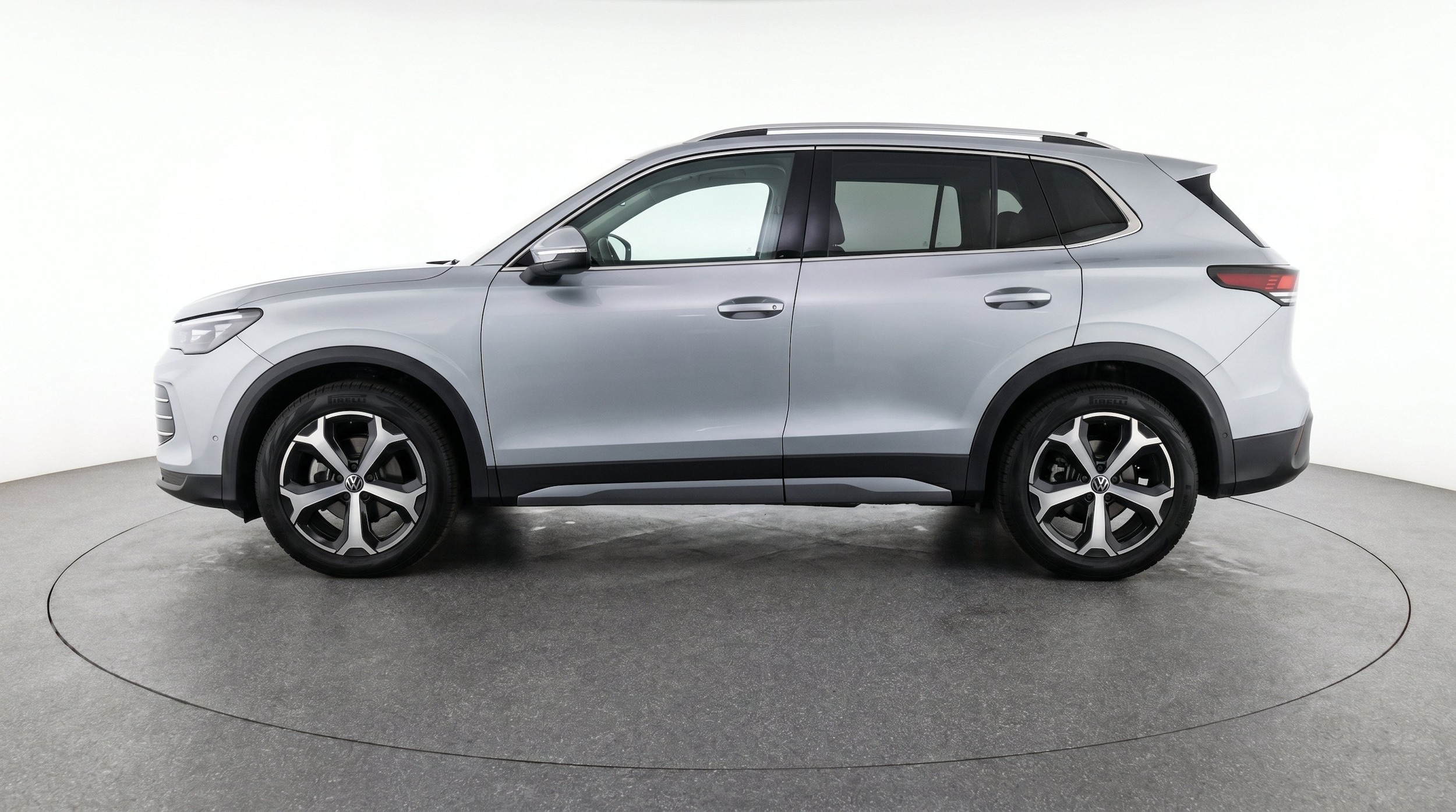 Thumbnail: 2026 Volkswagen Tiguan - 5
