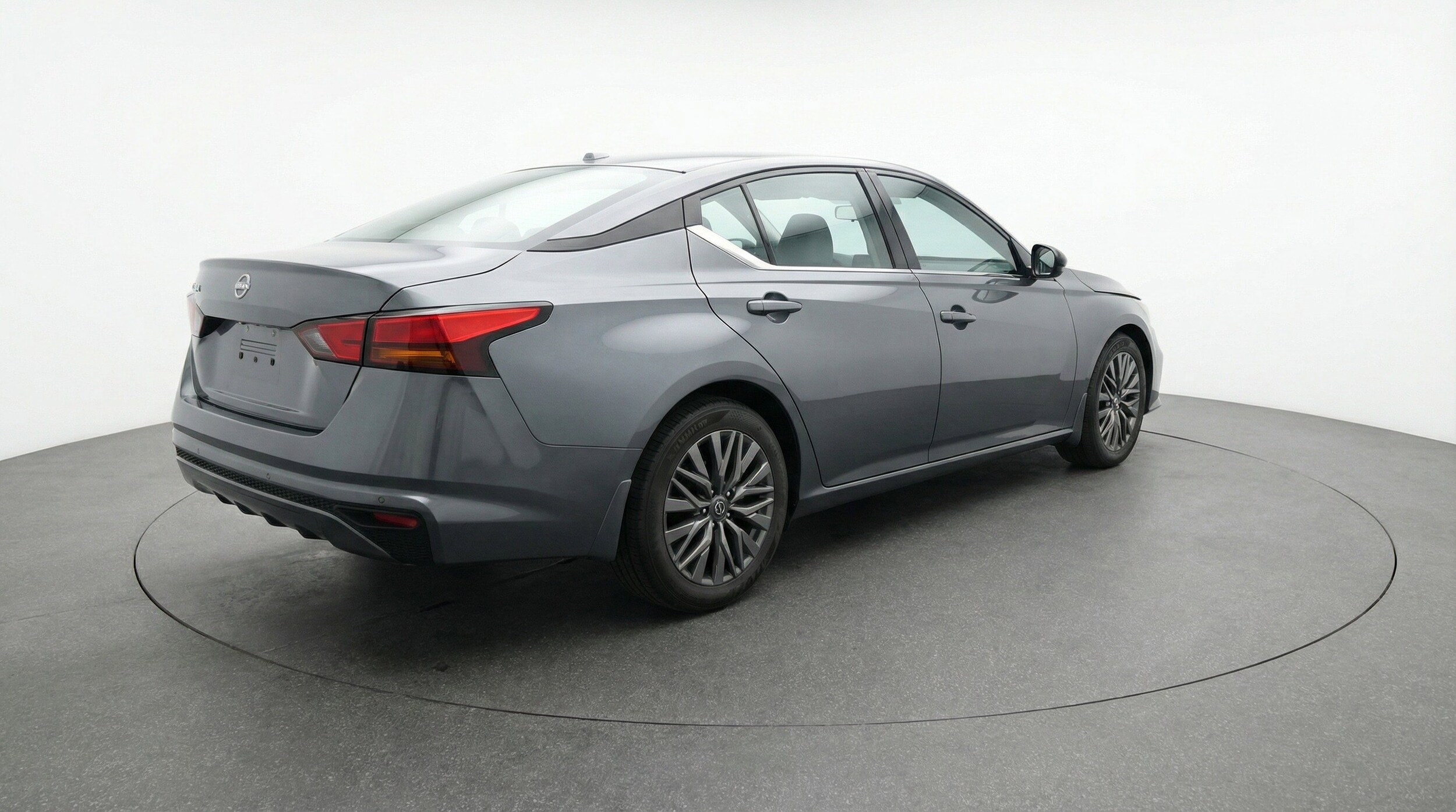 Thumbnail: 2025 Nissan Altima - 9