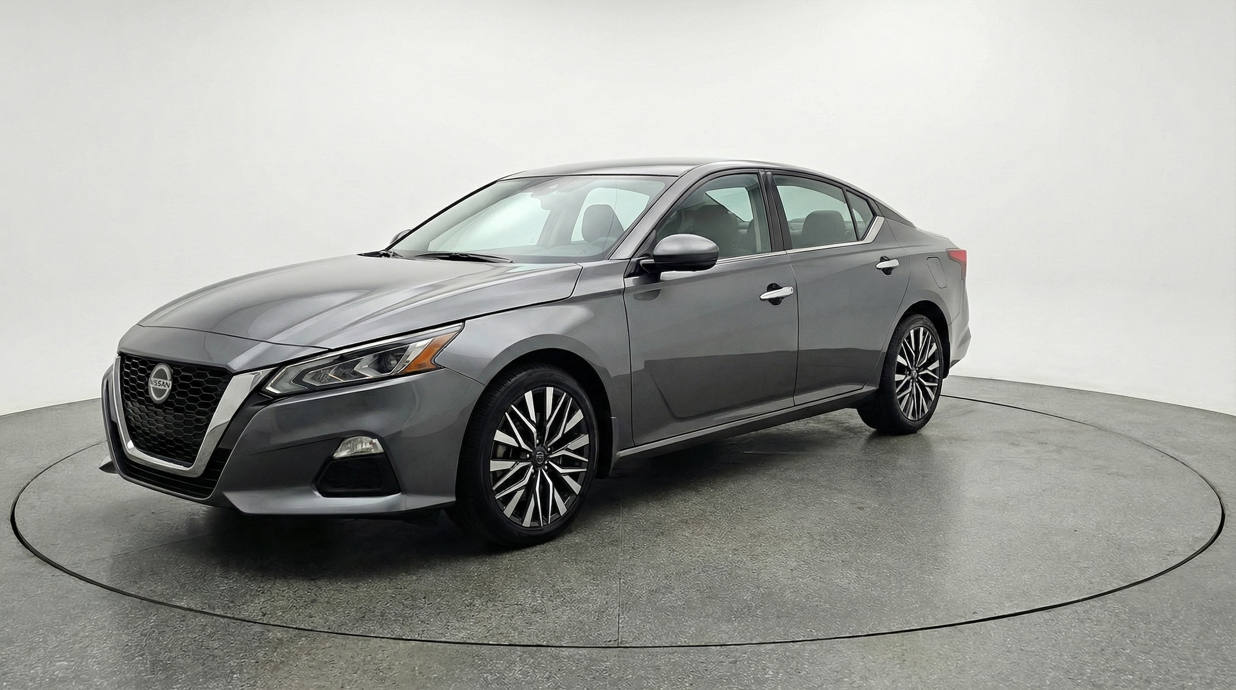 Thumbnail: 2025 Nissan Altima - 3