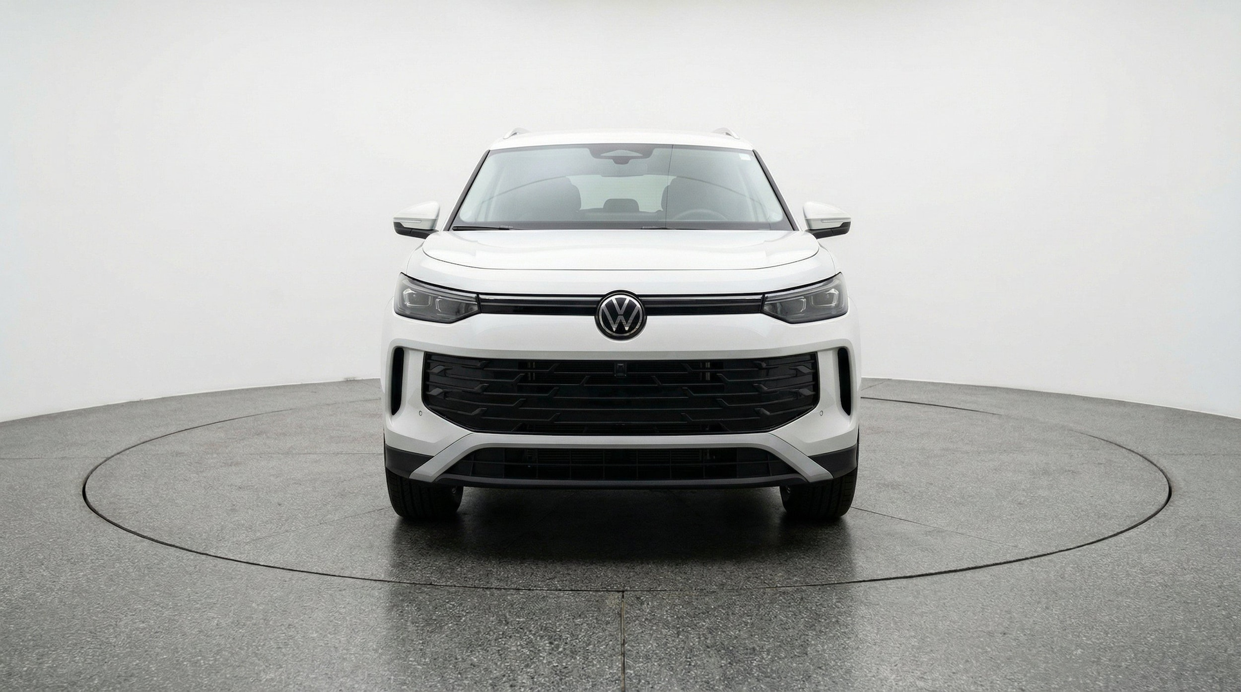 Thumbnail: 2026 Volkswagen Tiguan - 2