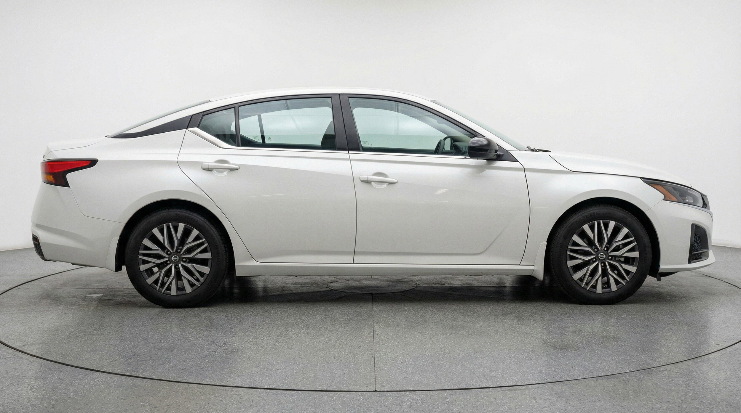 Thumbnail: 2025 Nissan Altima - 11