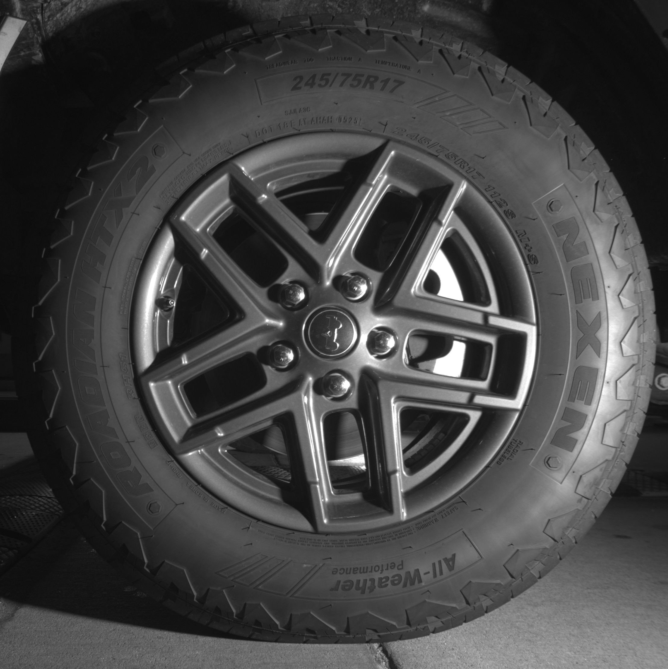 Thumbnail: 2025 Jeep Wrangler - 12