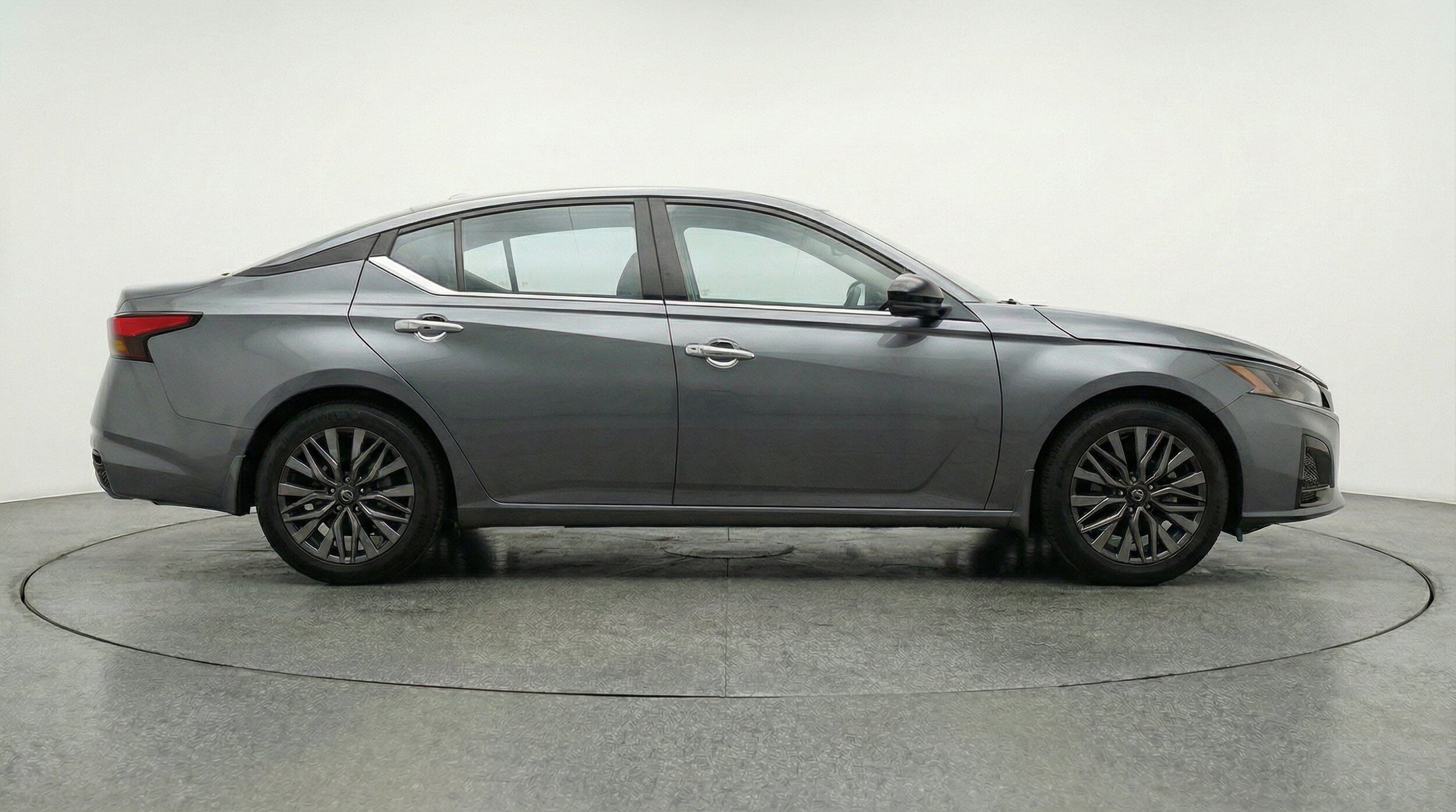 Thumbnail: 2025 Nissan Altima - 11