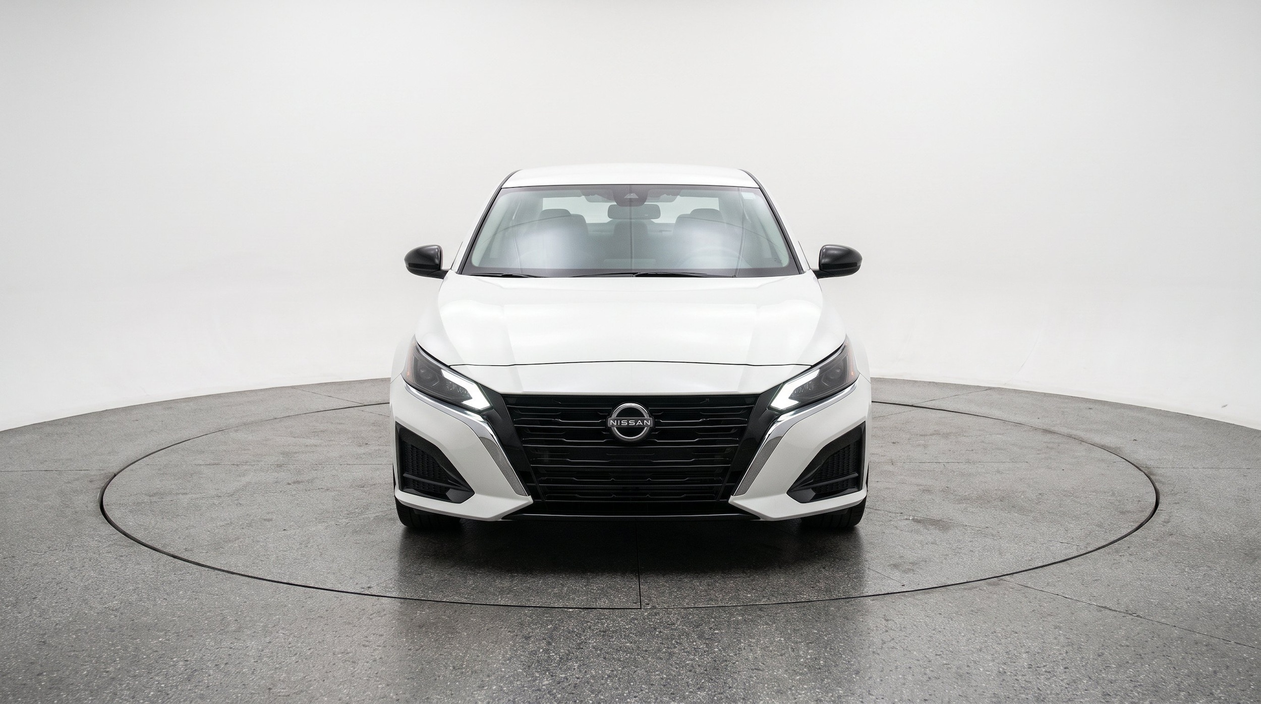 Thumbnail: 2025 Nissan Altima - 2