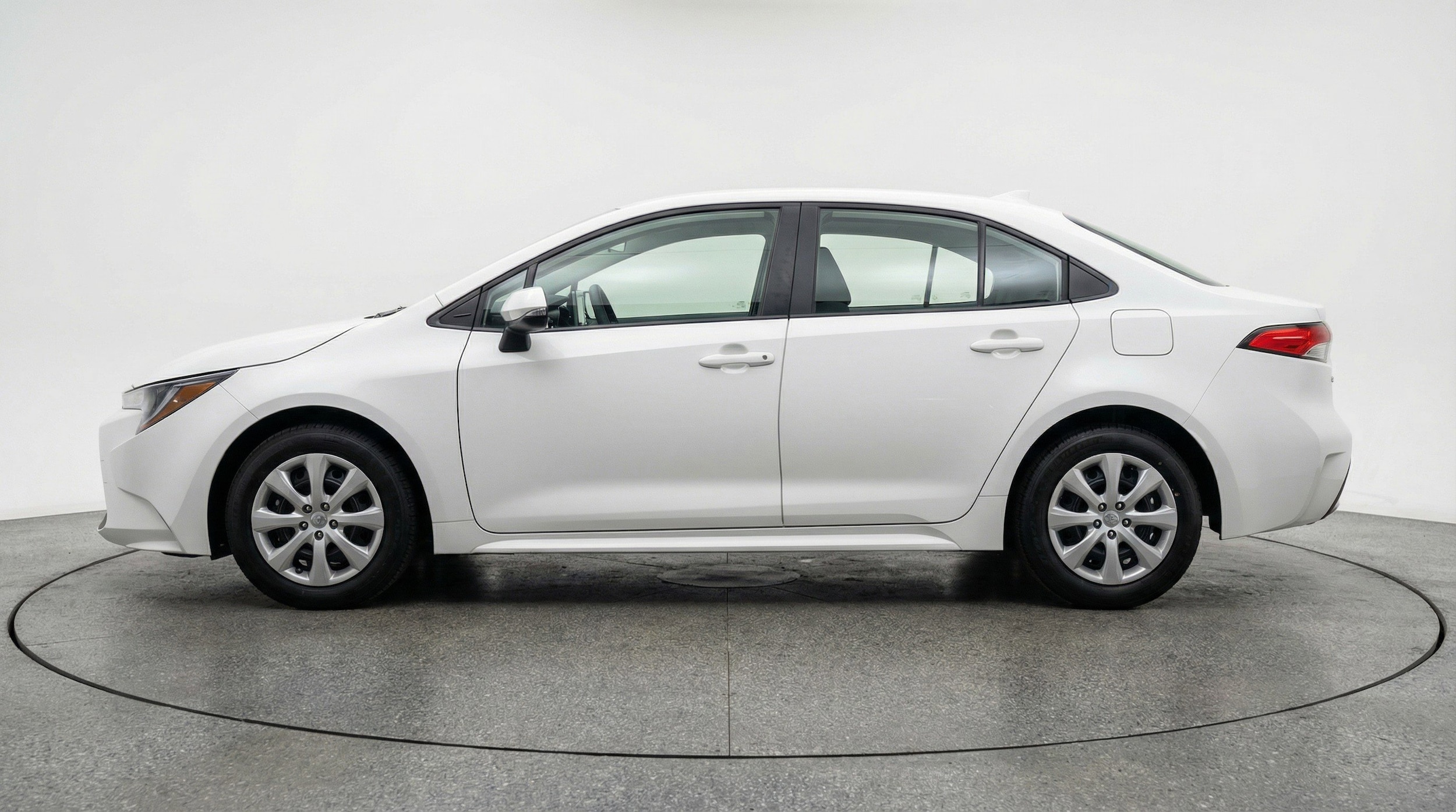 Thumbnail: 2025 Toyota Corolla - 5