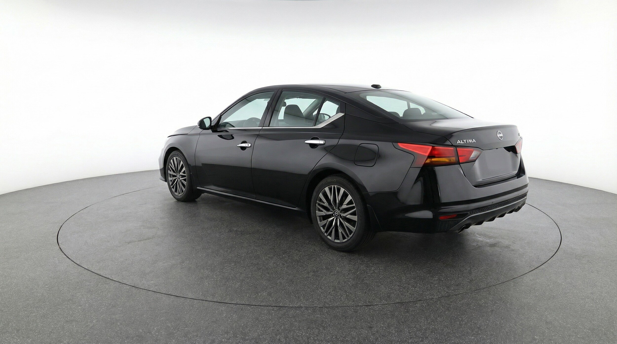 Thumbnail: 2025 Nissan Altima - 6