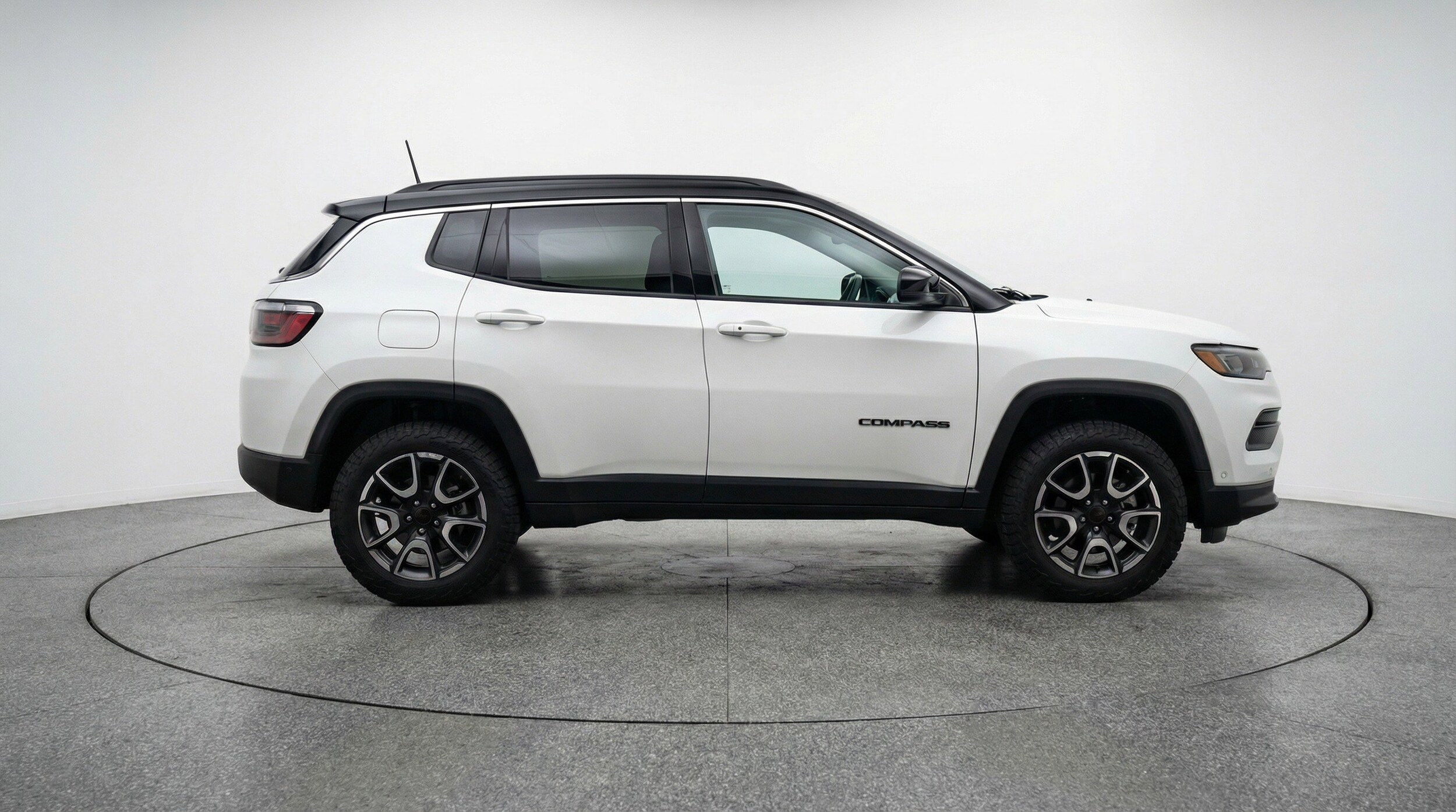 Thumbnail: 2025 Jeep Compass - 11