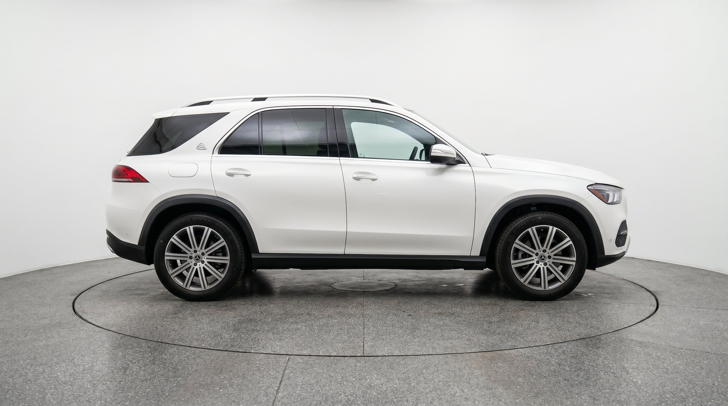 Thumbnail: 2026 Mercedes-Benz GLE - 11
