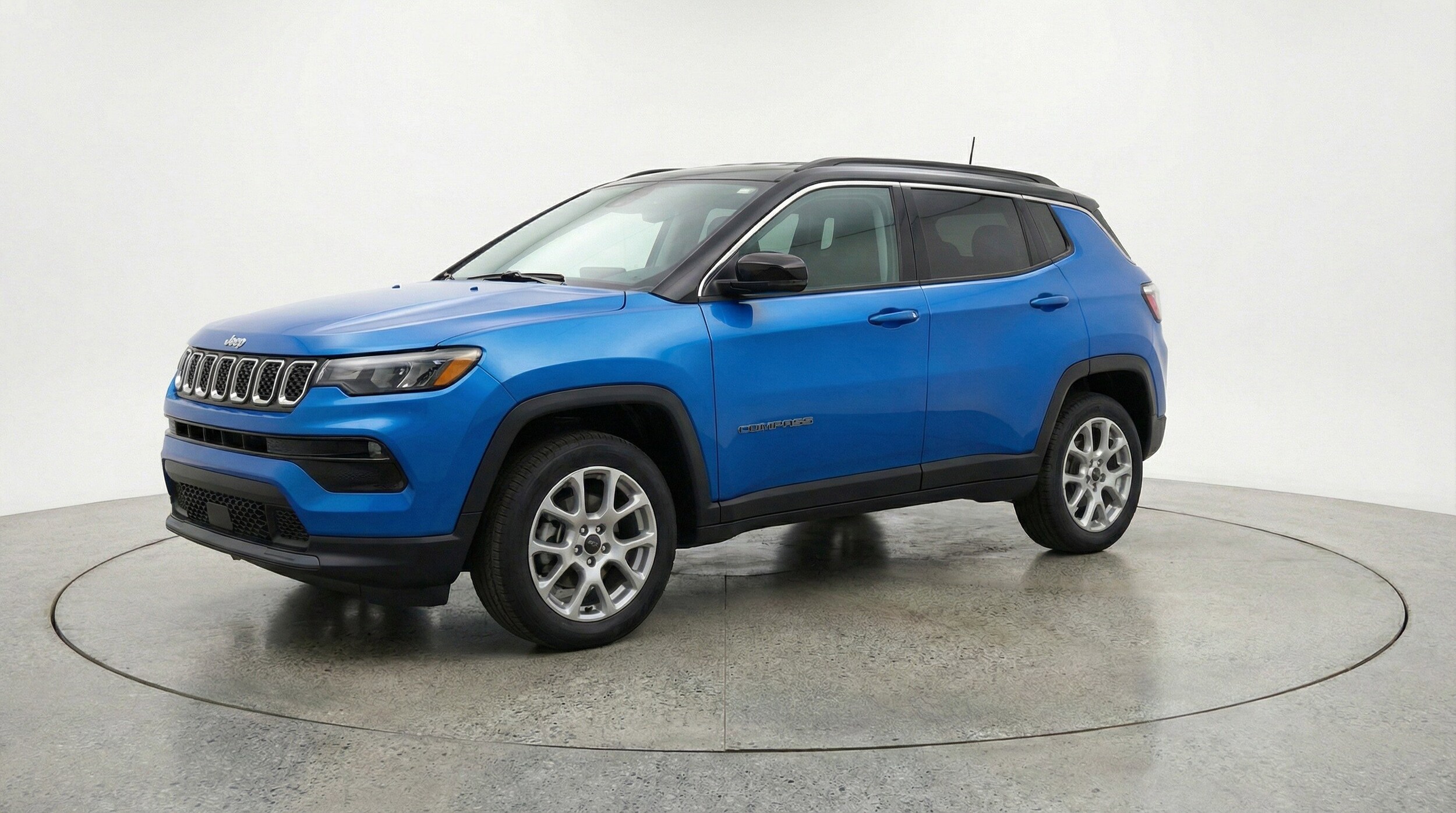 Thumbnail: 2025 Jeep Compass - 3