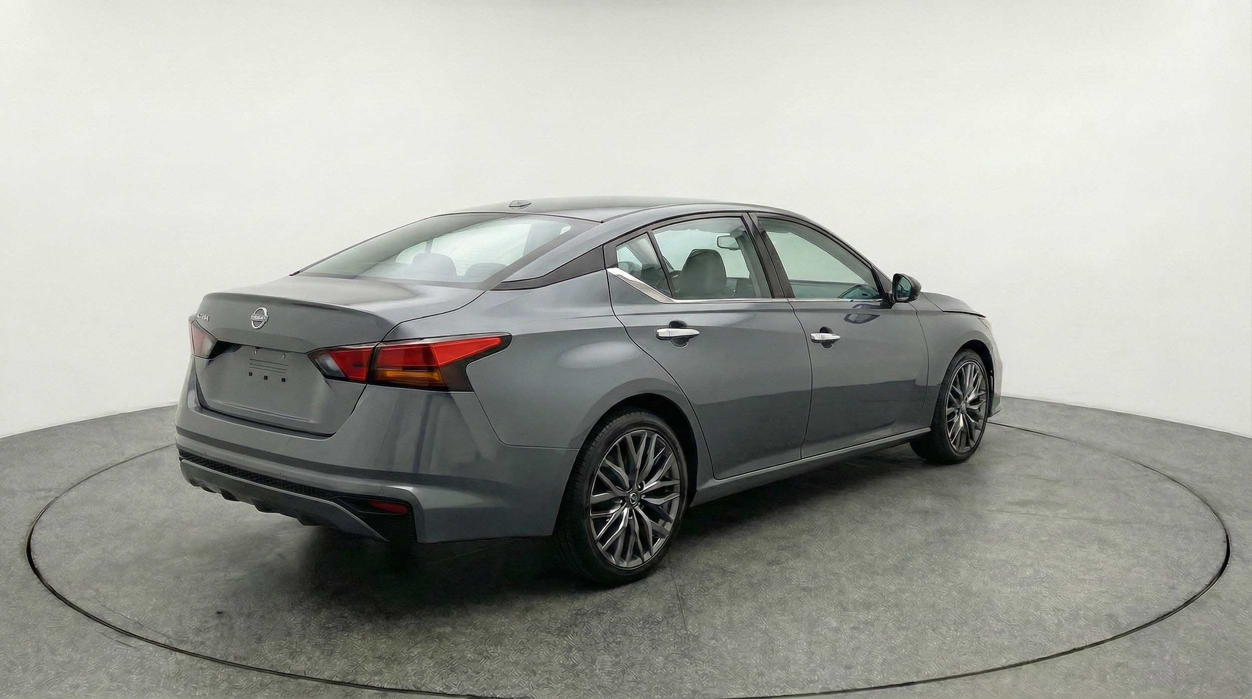 Thumbnail: 2025 Nissan Altima - 9