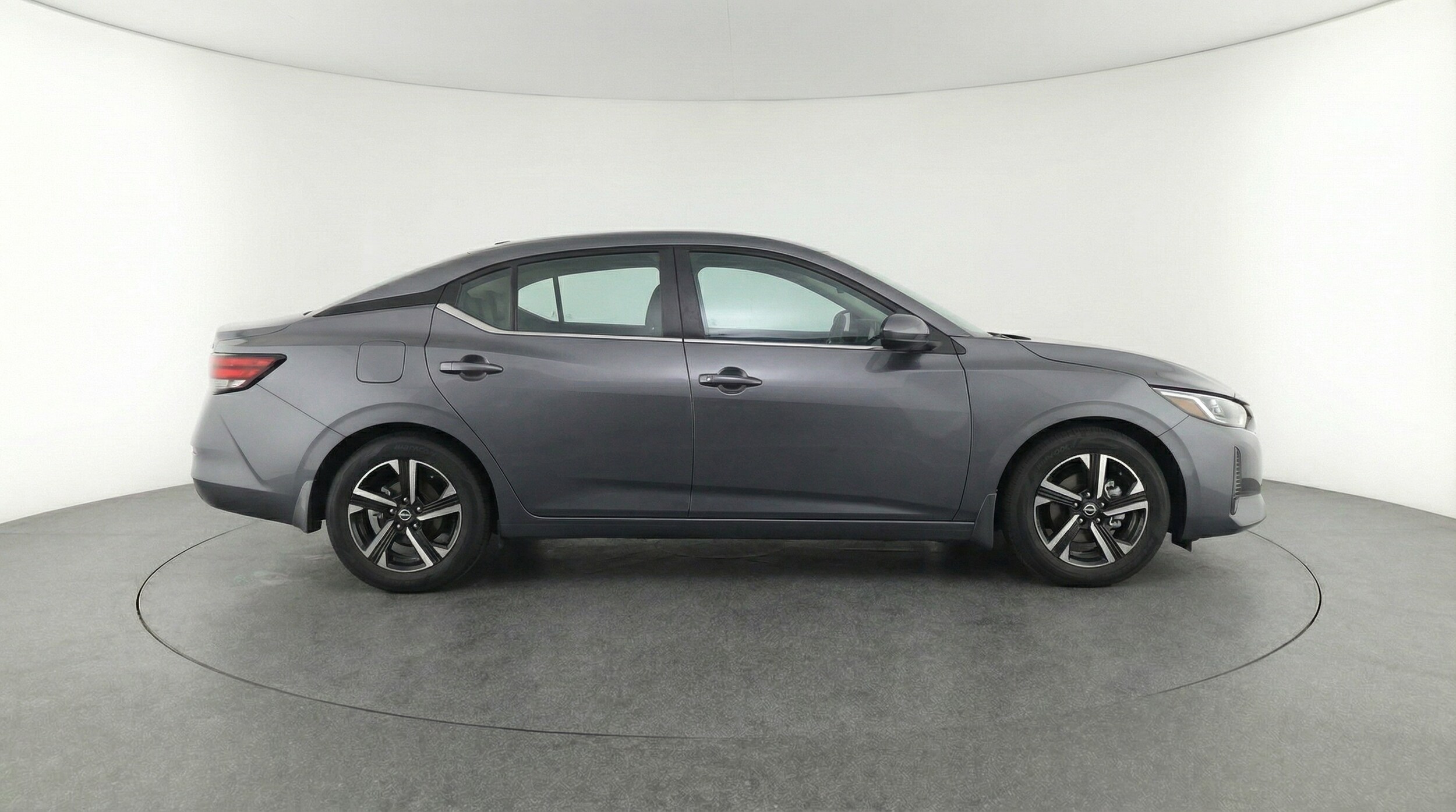 Thumbnail: 2025 Nissan Sentra - 8