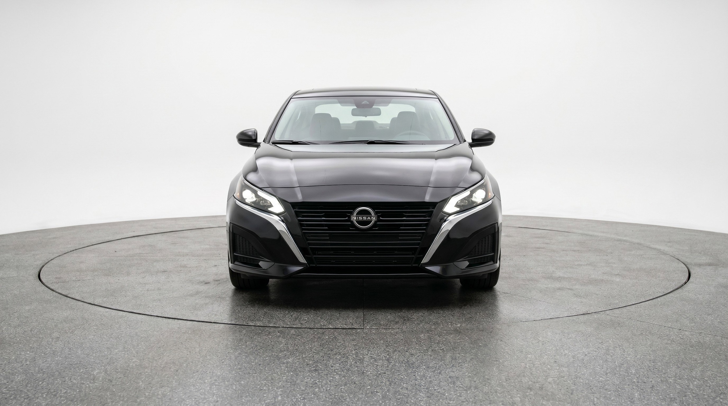Thumbnail: 2025 Nissan Altima - 2