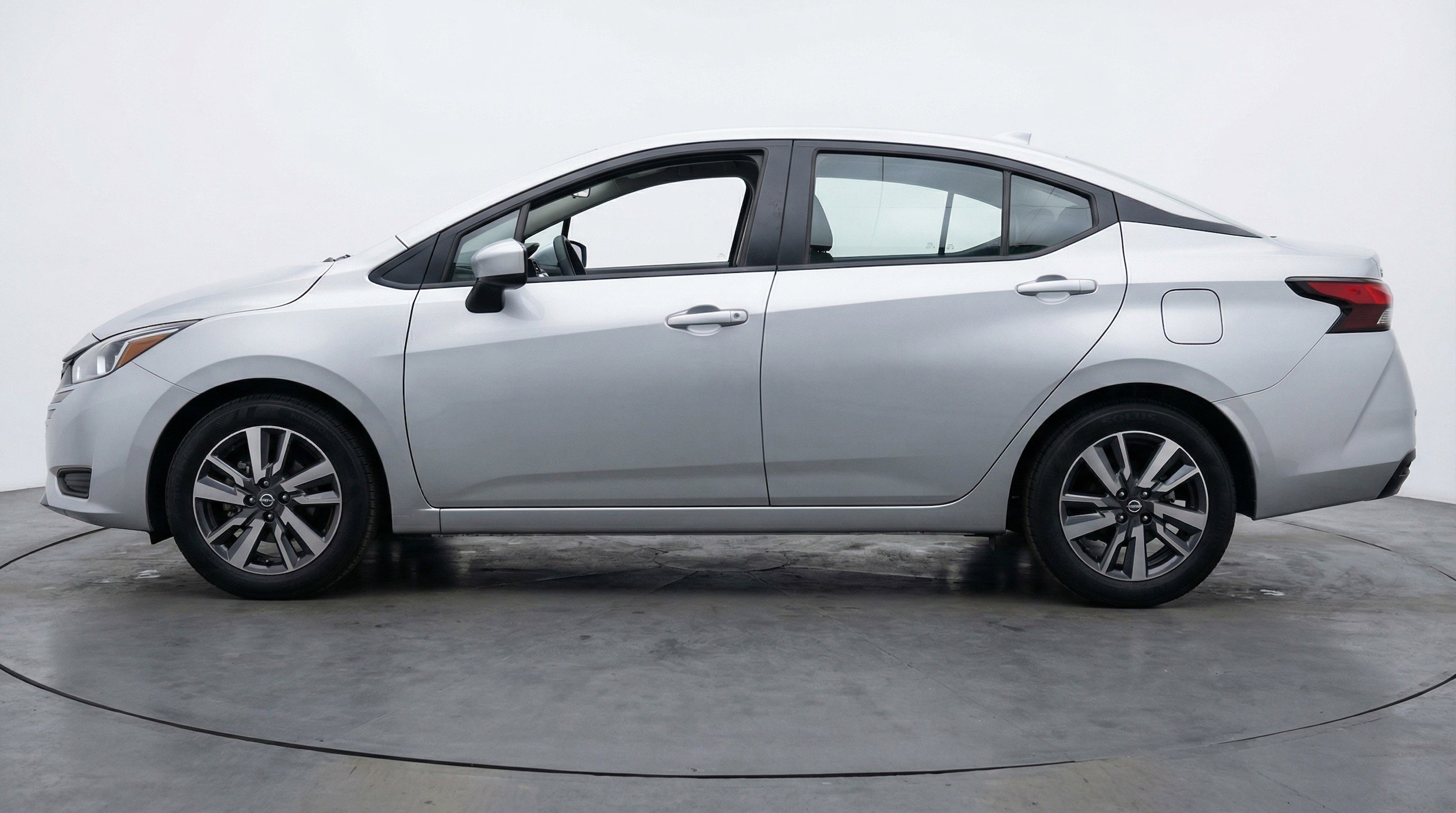 Thumbnail: 2025 Nissan Versa - 5