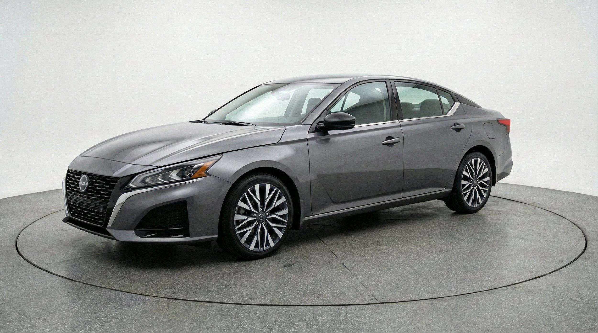 Thumbnail: 2025 Nissan Altima - 3