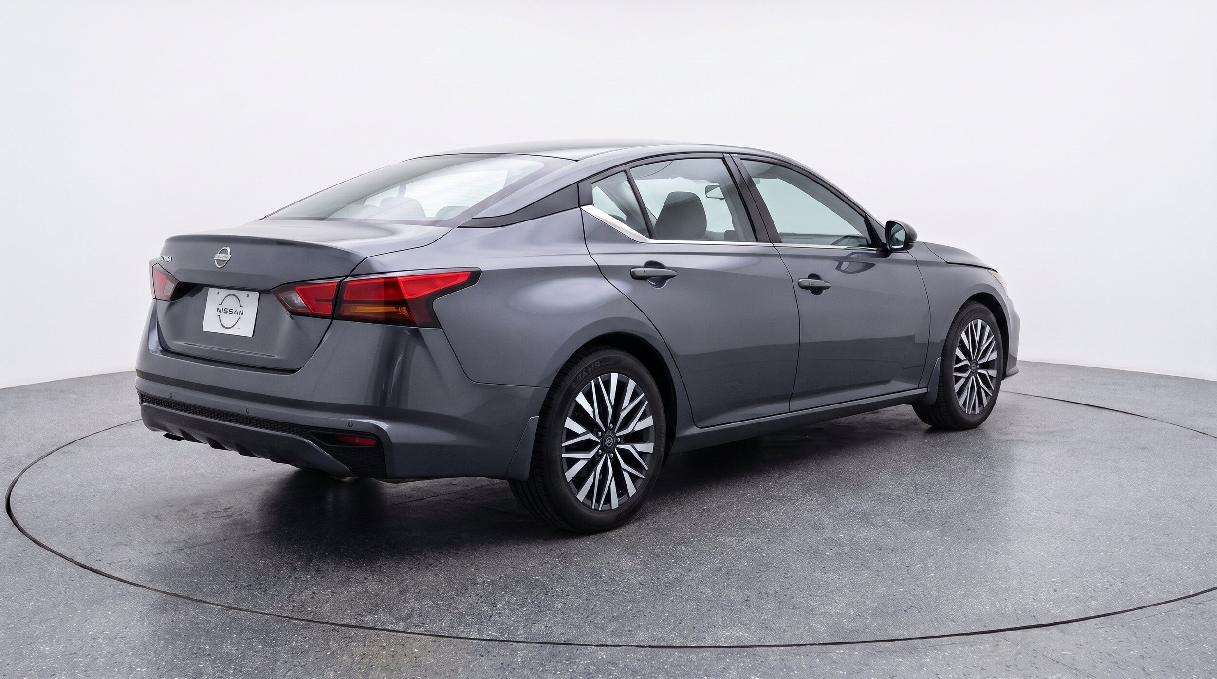 Thumbnail: 2025 Nissan Altima - 9