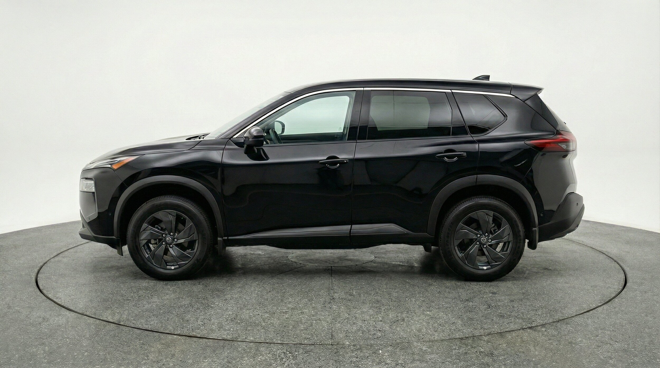 Thumbnail: 2026 Nissan Rogue - 5