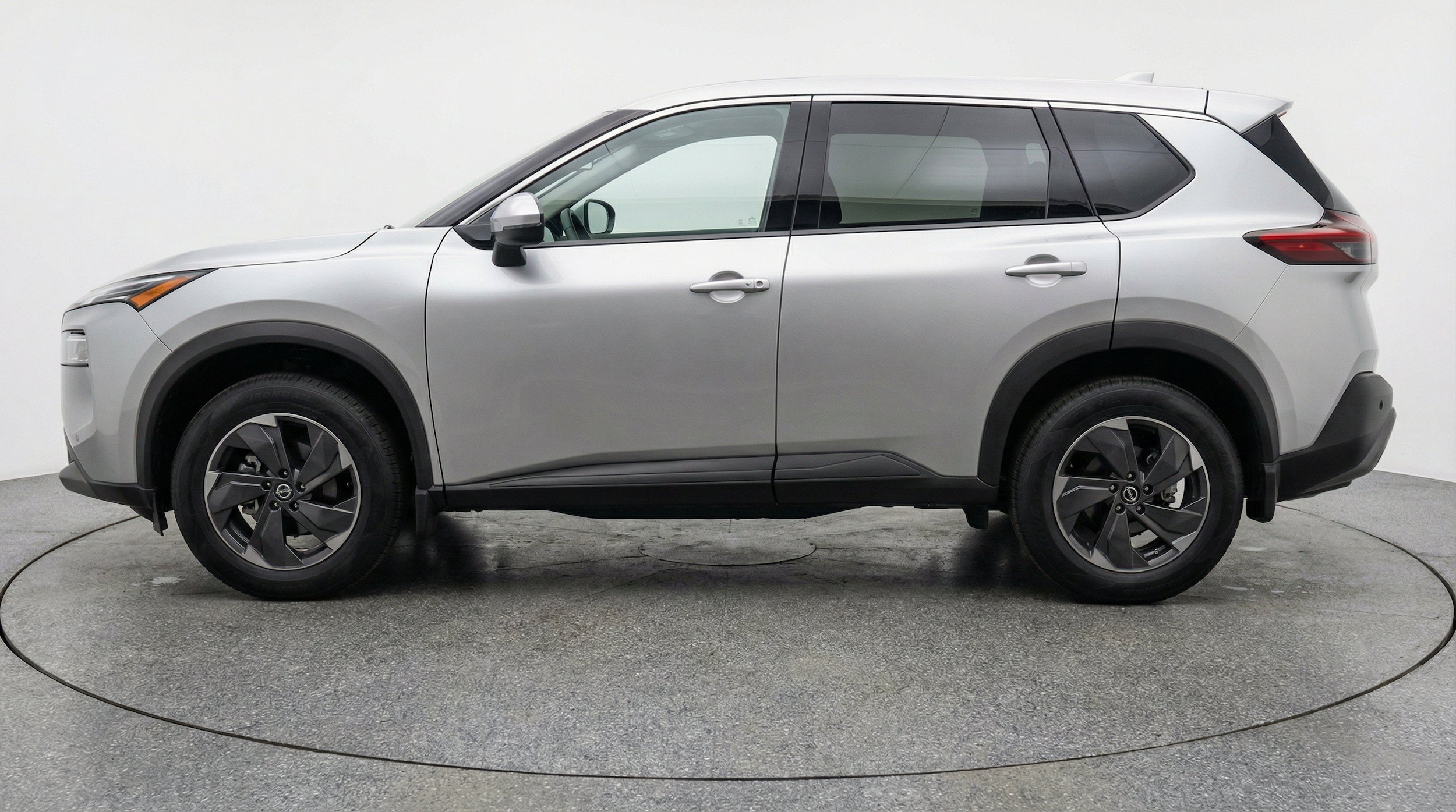 Thumbnail: 2025 Nissan Rogue - 5