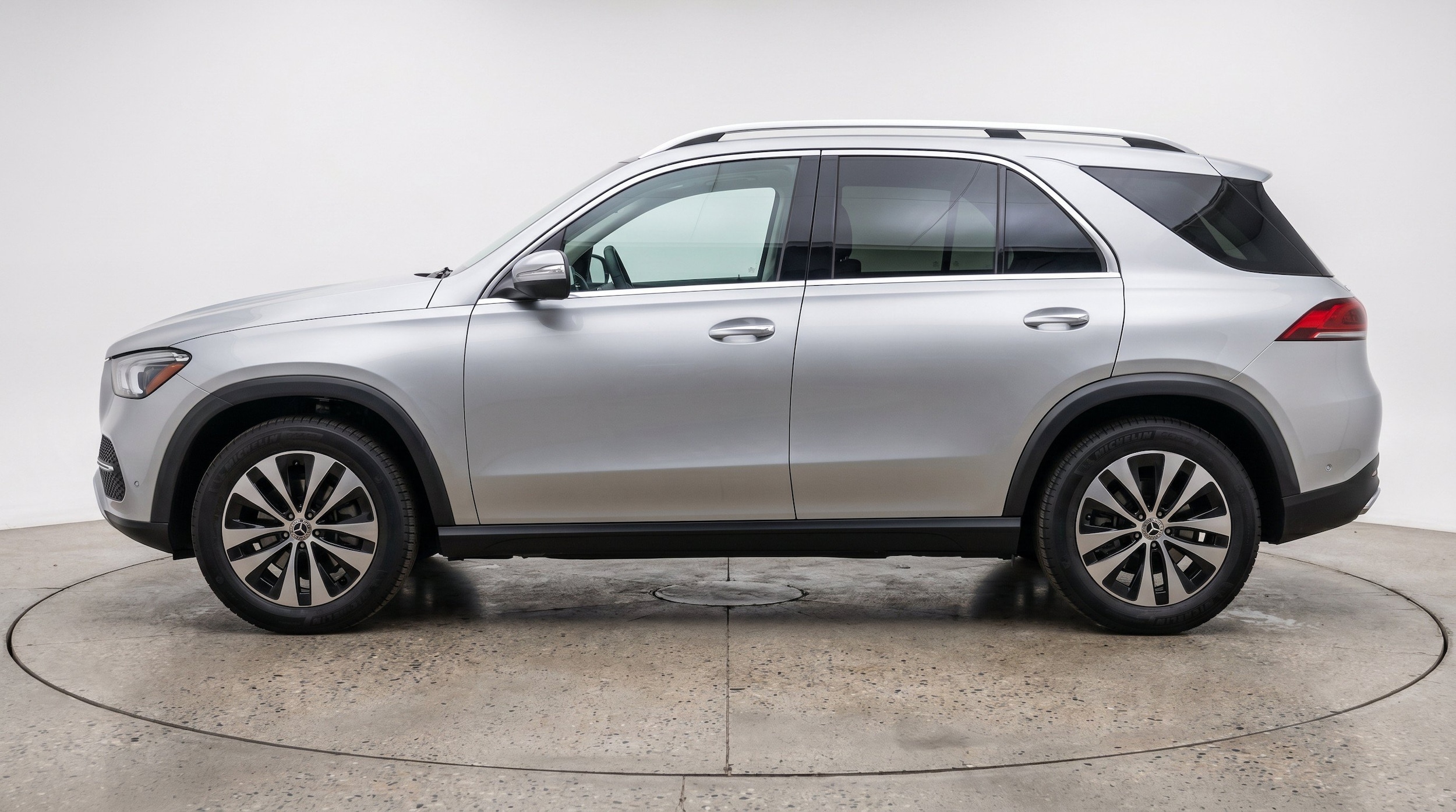 Thumbnail: 2026 Mercedes-Benz GLE - 5