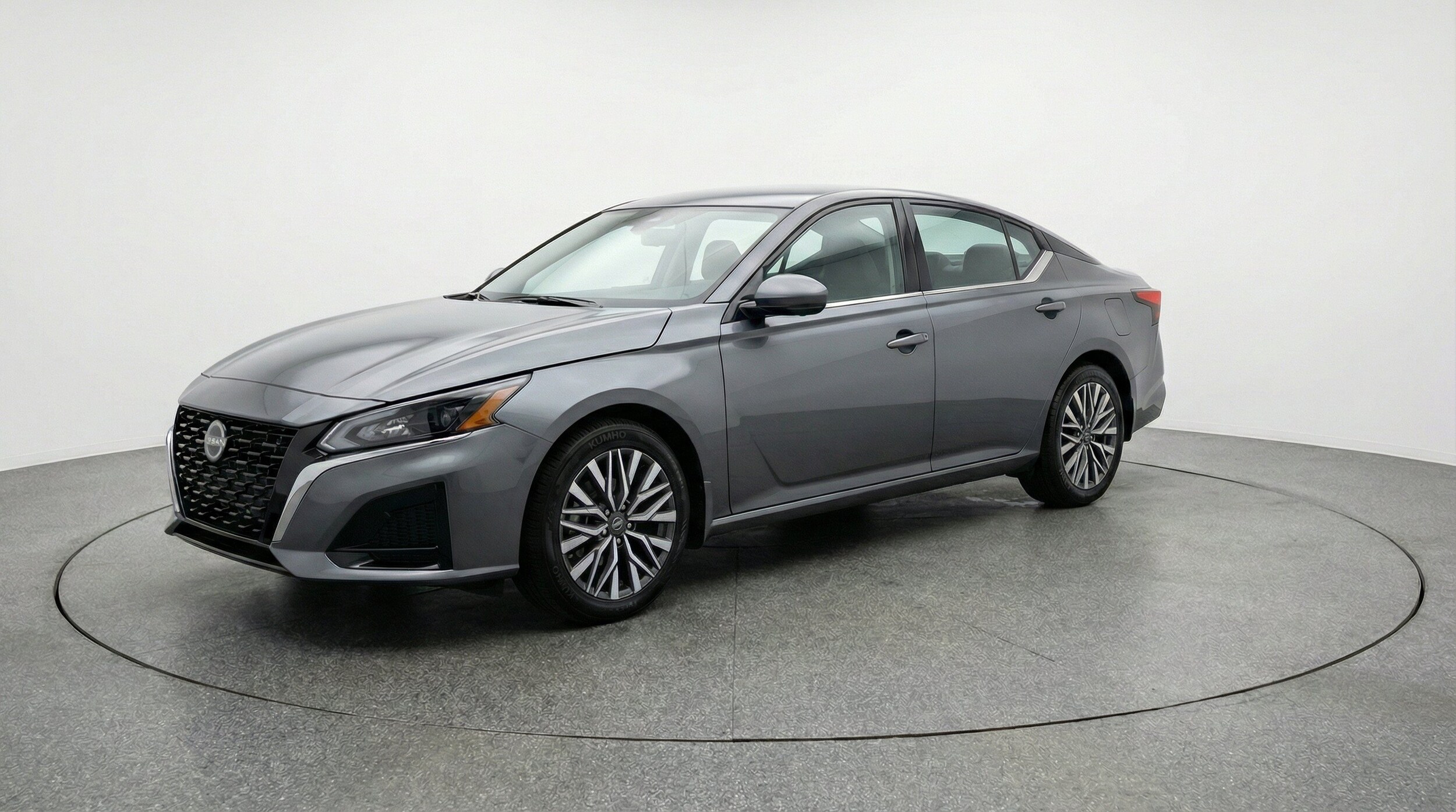 Thumbnail: 2025 Nissan Altima - 3