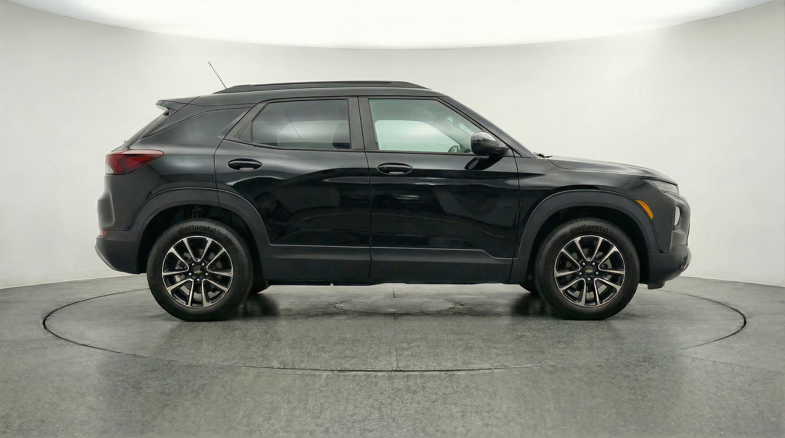 Thumbnail: 2025 Chevrolet TrailBlazer - 11