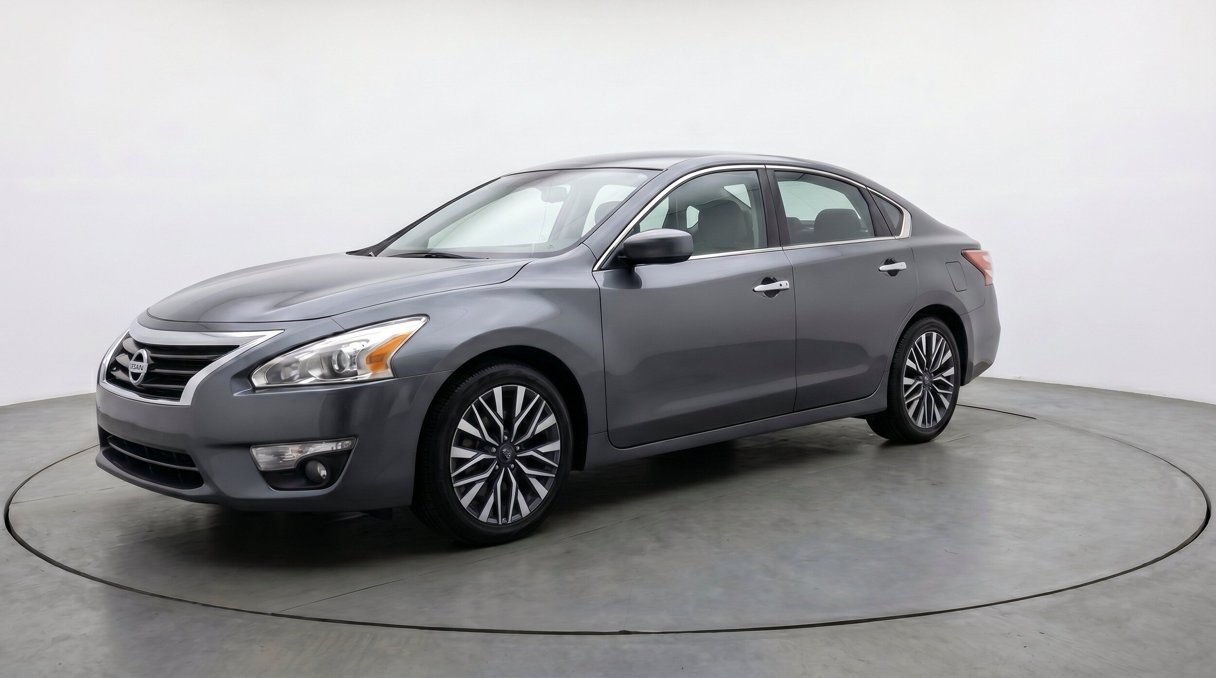 Thumbnail: 2025 Nissan Altima - 3