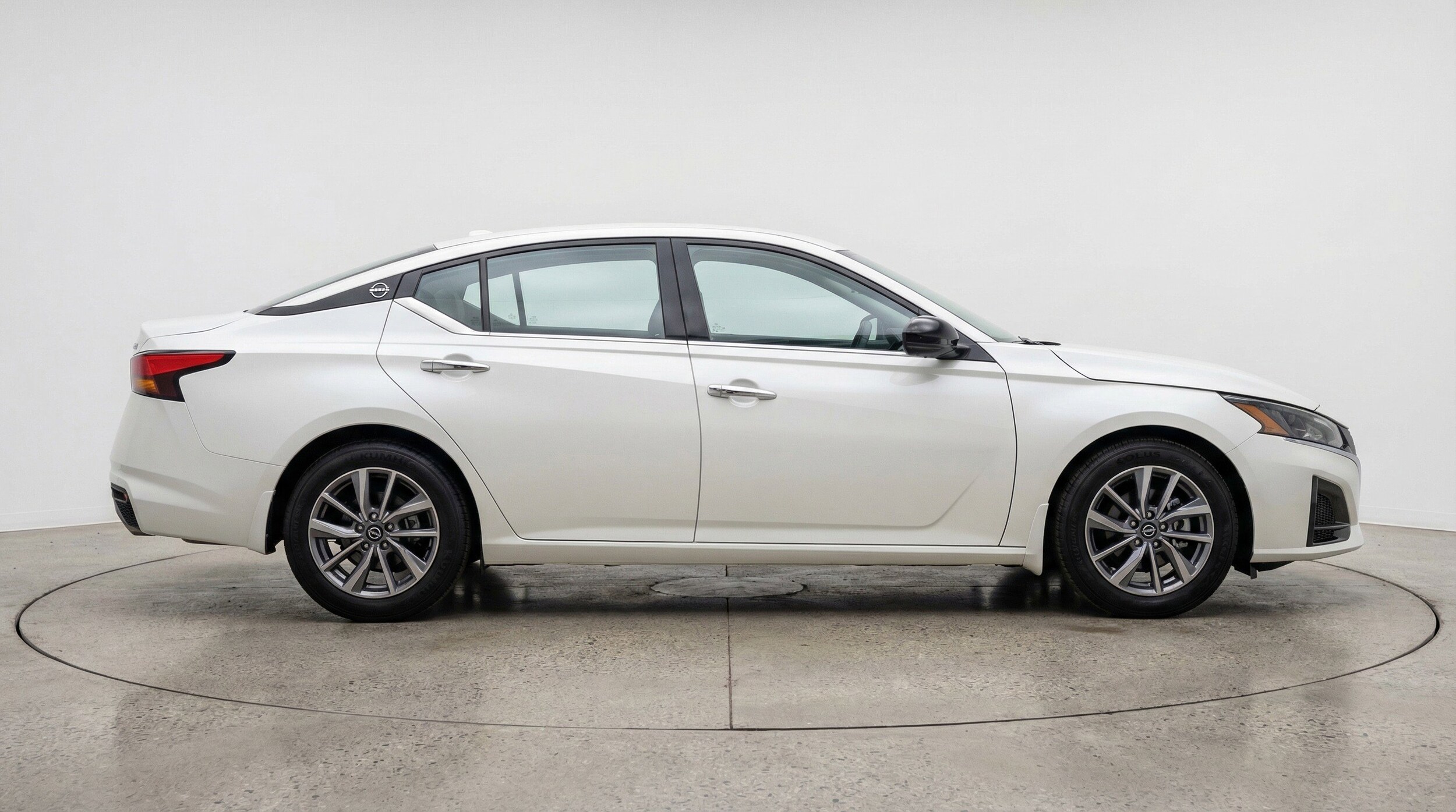 Thumbnail: 2025 Nissan Altima - 11