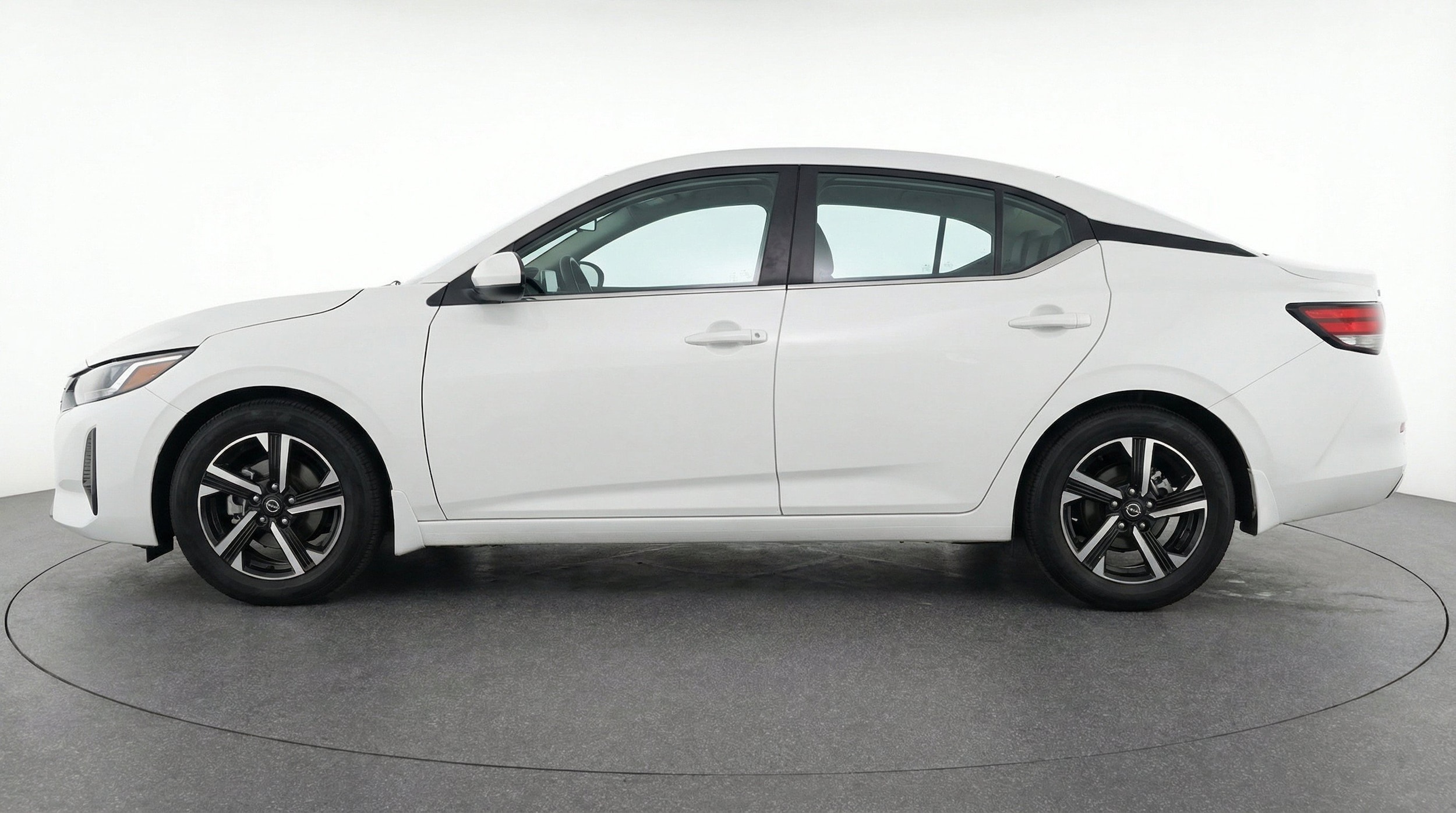 Thumbnail: 2025 Nissan Sentra - 5