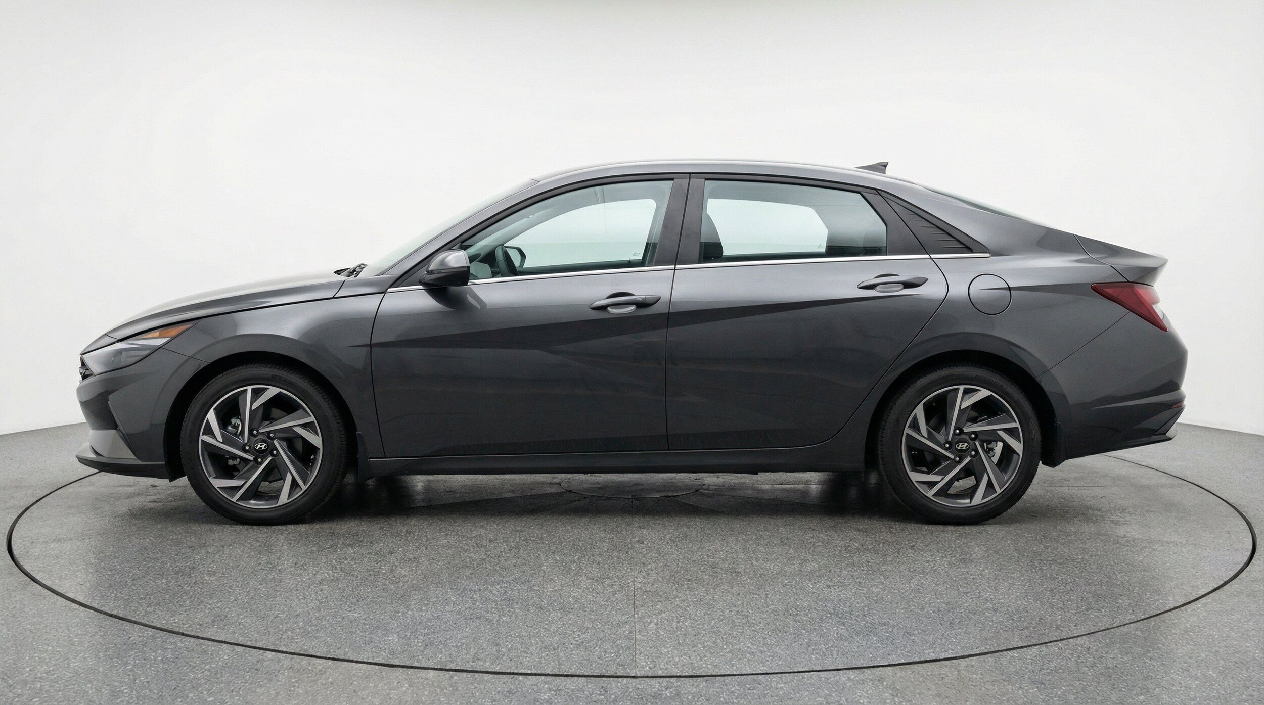 Thumbnail: 2025 Hyundai Elantra - 5