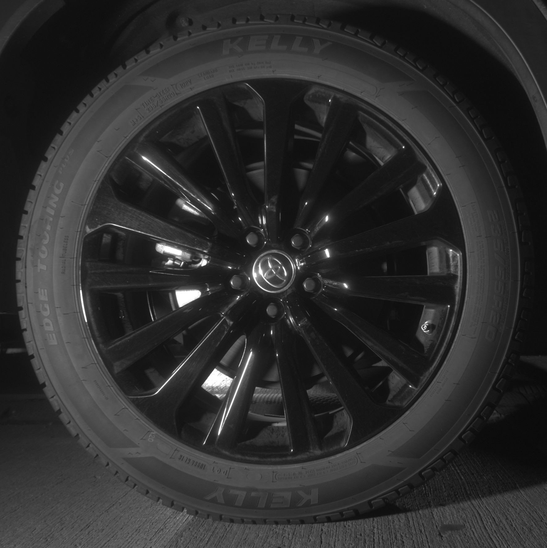 Thumbnail: 2025 Toyota Highlander - 15