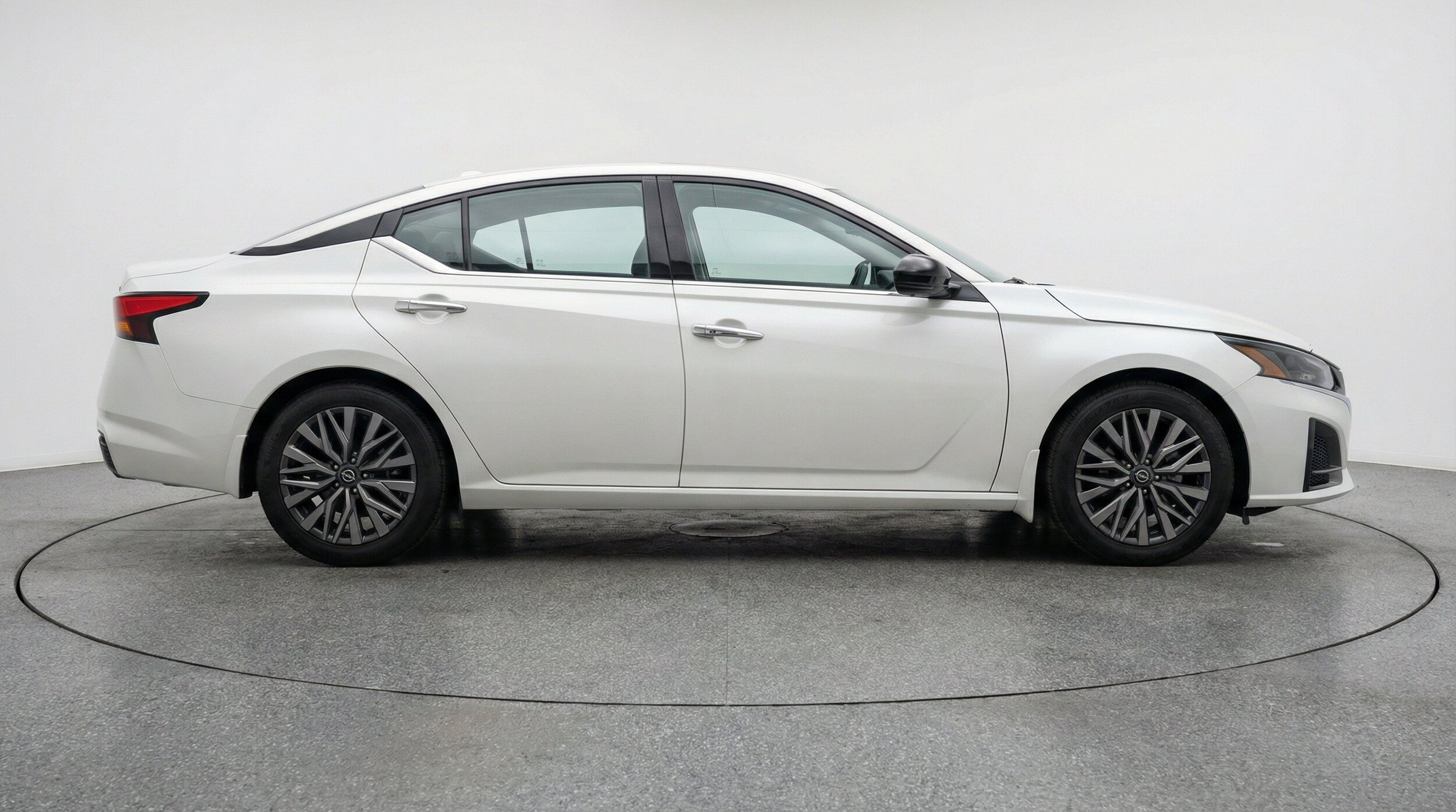 Thumbnail: 2025 Nissan Altima - 11