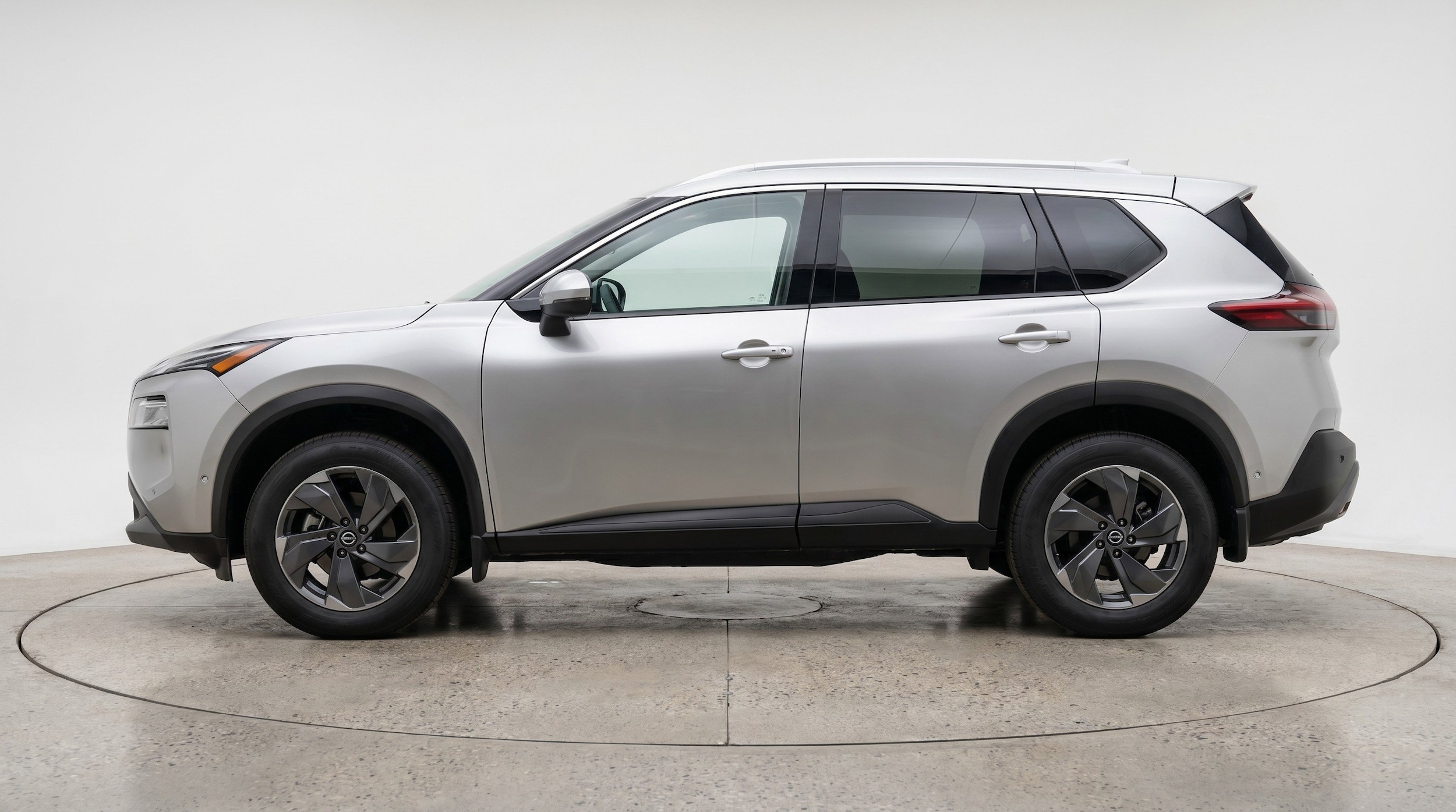 Thumbnail: 2025 Nissan Rogue - 5