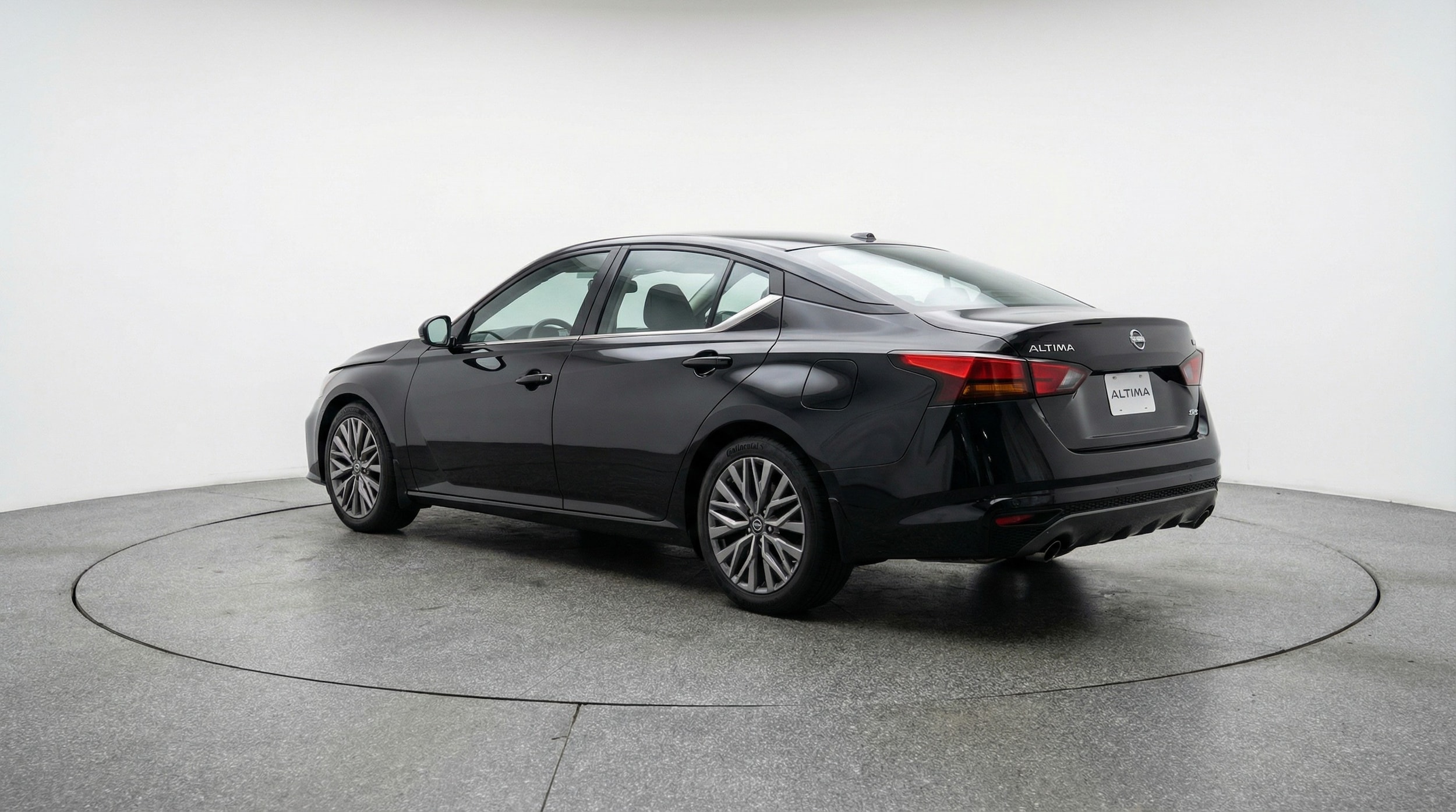 Thumbnail: 2025 Nissan Altima - 5