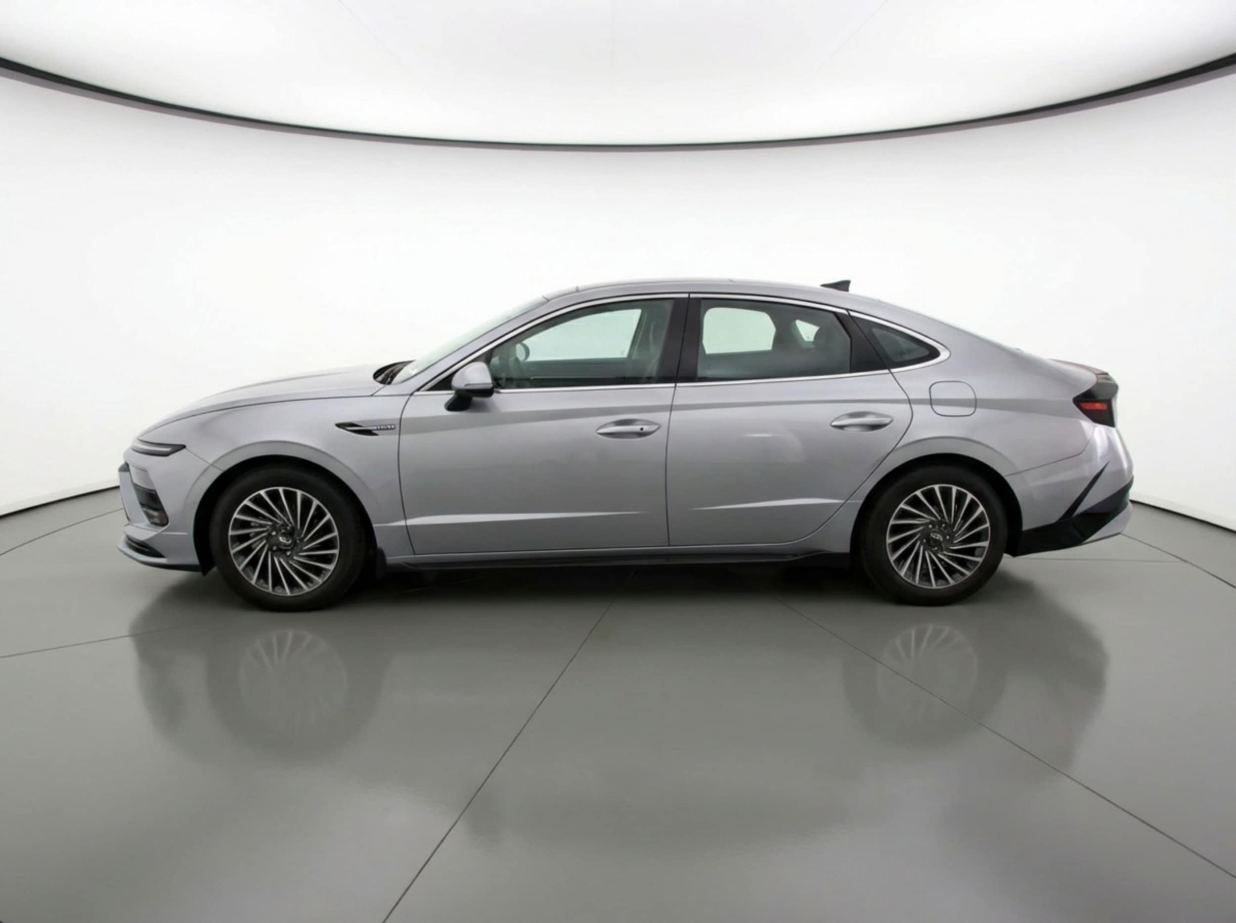 Thumbnail: 2025 Hyundai Sonata - 4