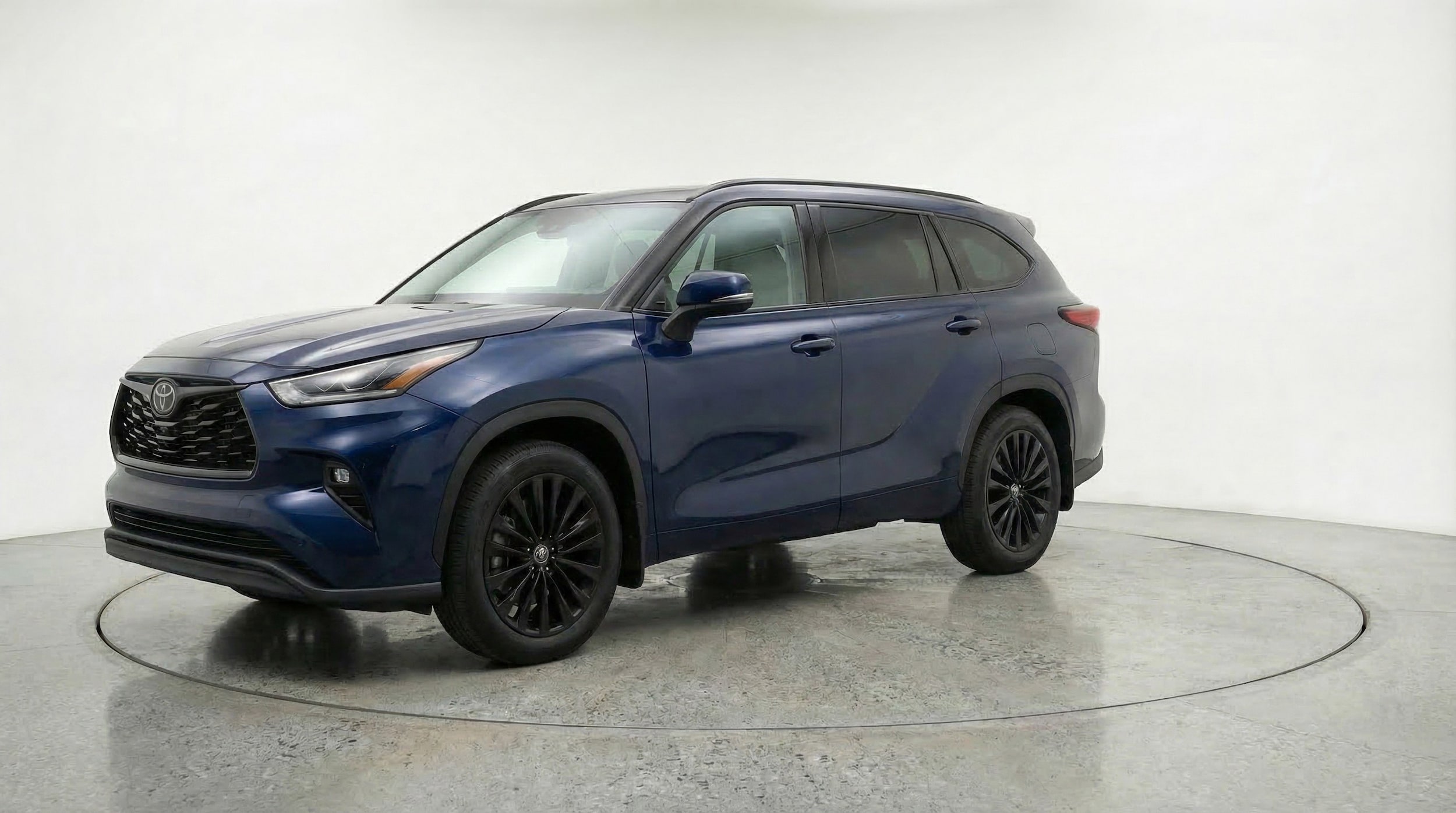 Thumbnail: 2025 Toyota Highlander - 3