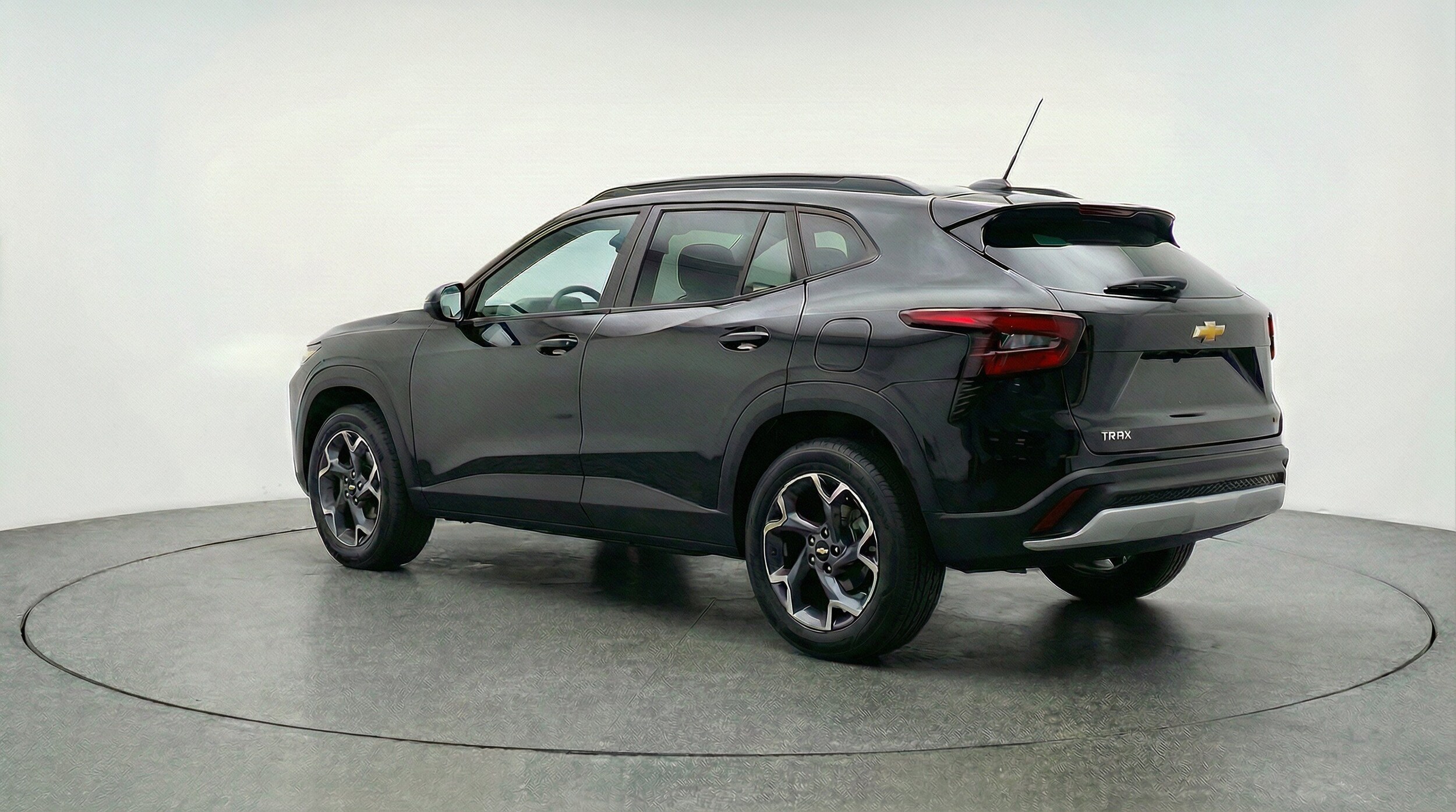 Thumbnail: 2025 Chevrolet Trax - 6
