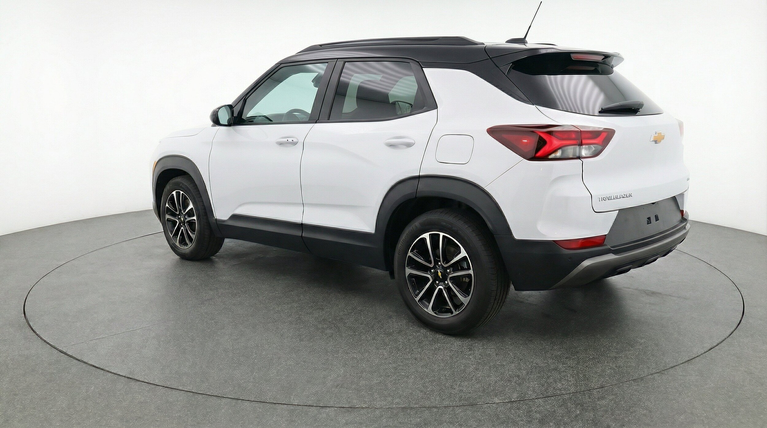 Thumbnail: 2025 Chevrolet TrailBlazer - 6