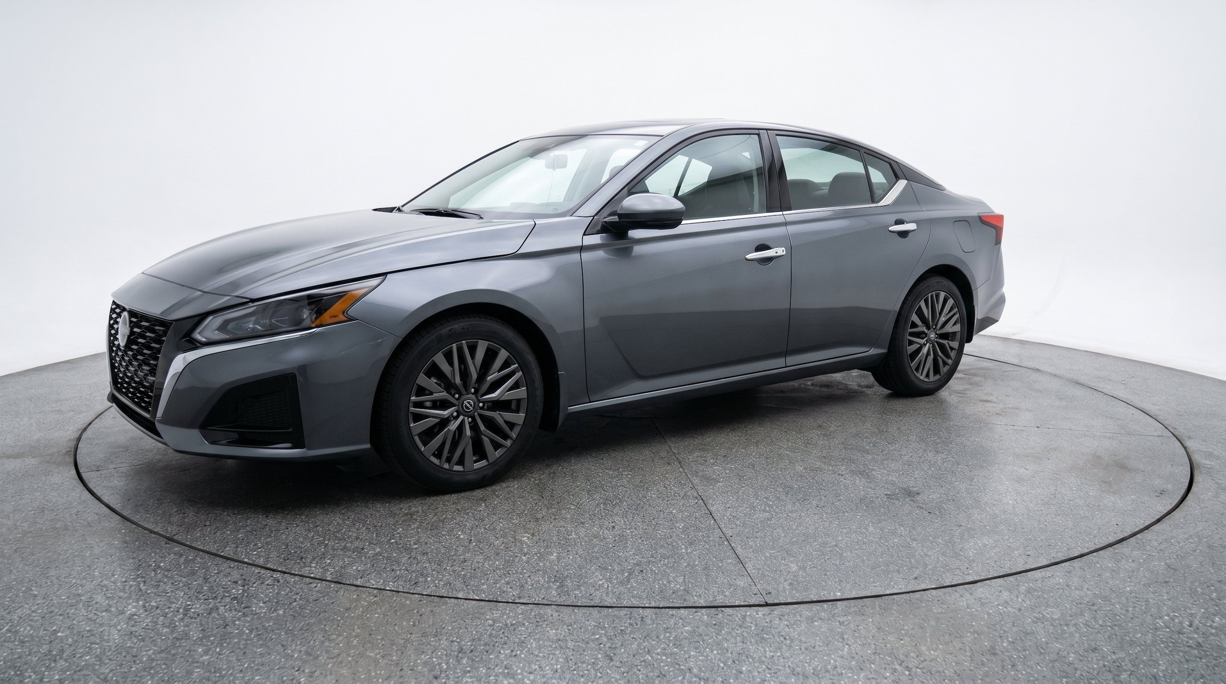 Thumbnail: 2025 Nissan Altima - 3