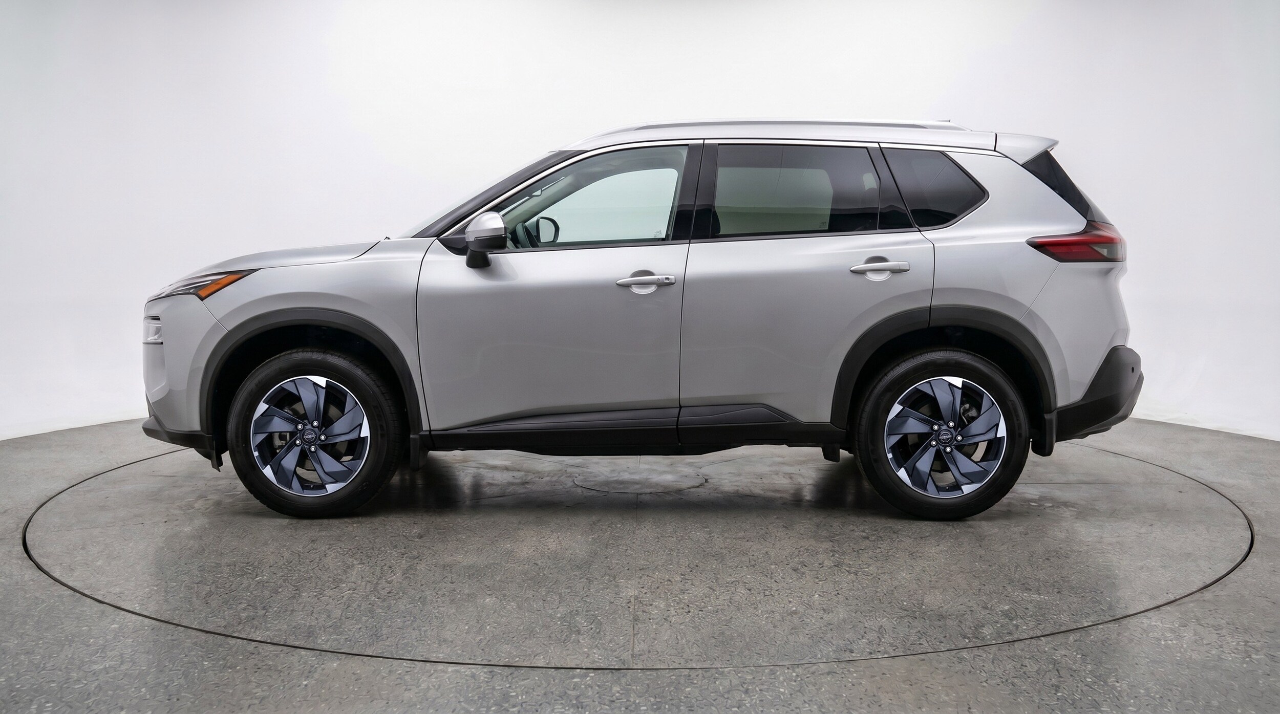 Thumbnail: 2025 Nissan Rogue - 5