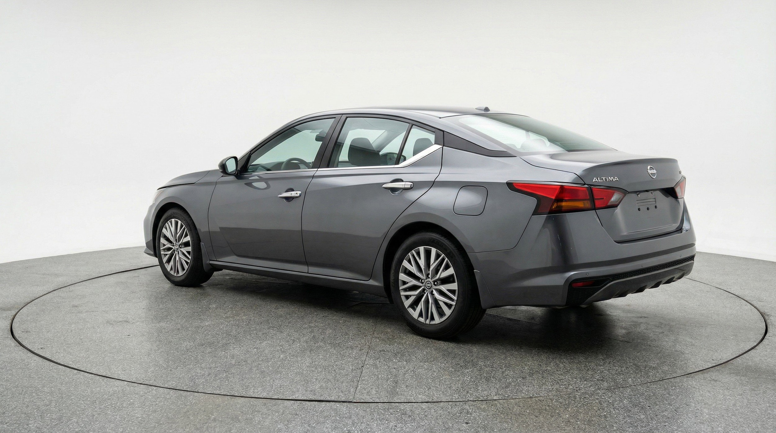 Thumbnail: 2025 Nissan Altima - 6