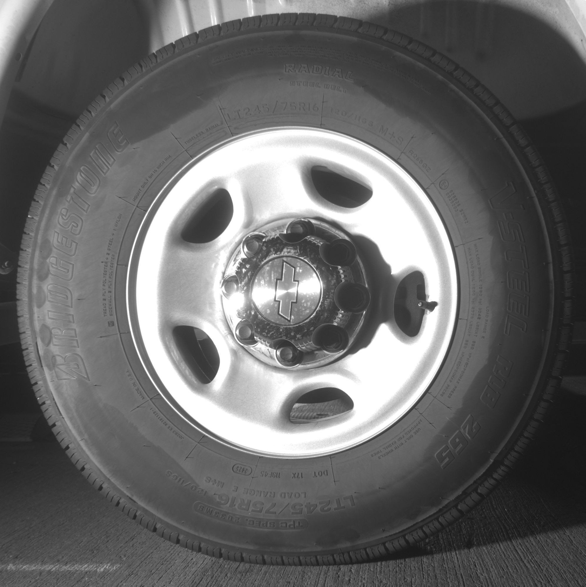 Thumbnail: 2025 Chevrolet Express - 15