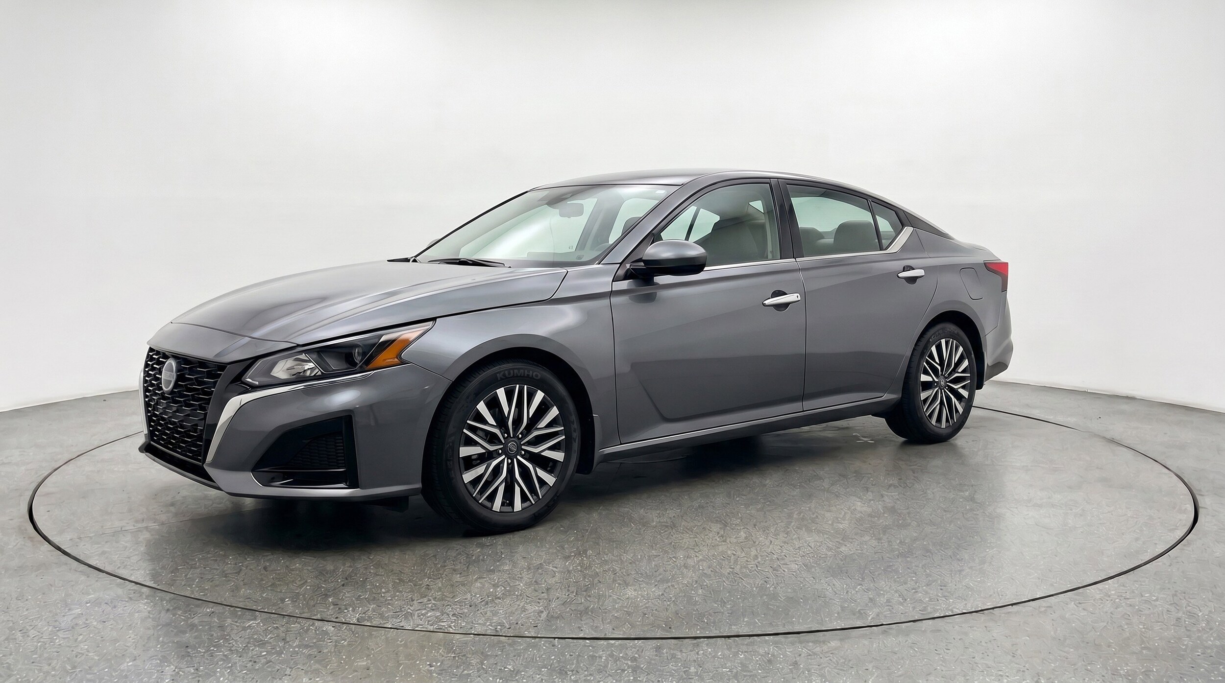 Thumbnail: 2025 Nissan Altima - 3