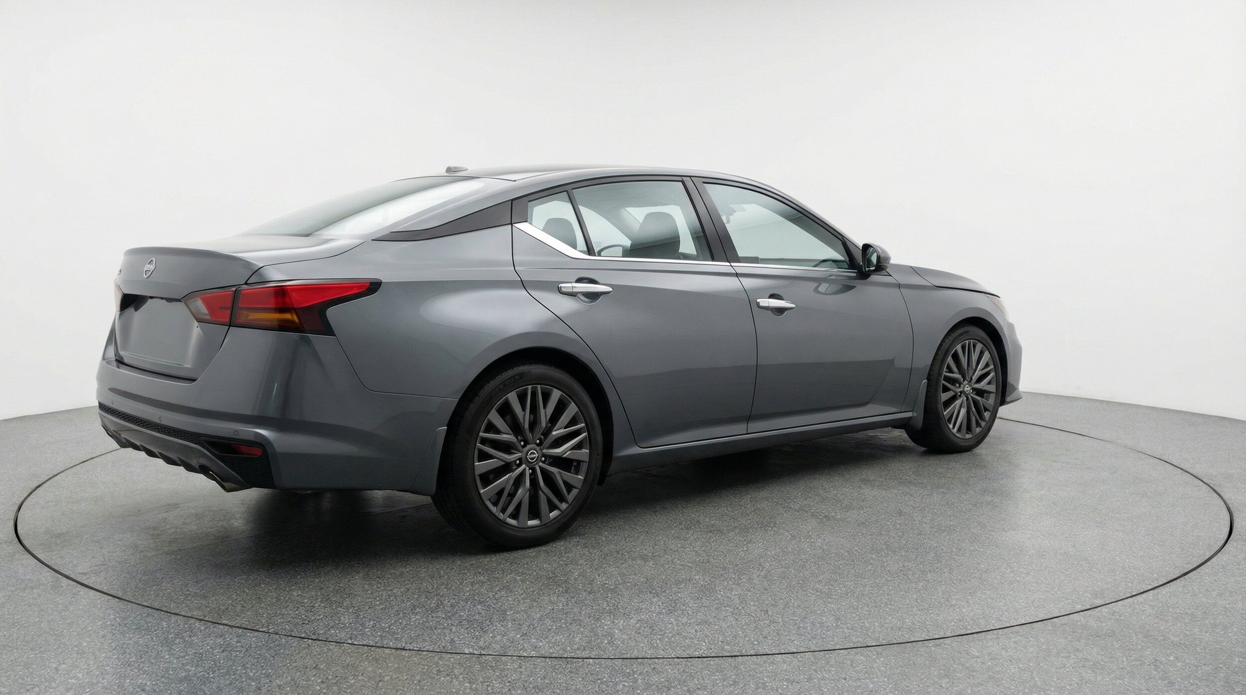 Thumbnail: 2025 Nissan Altima - 9