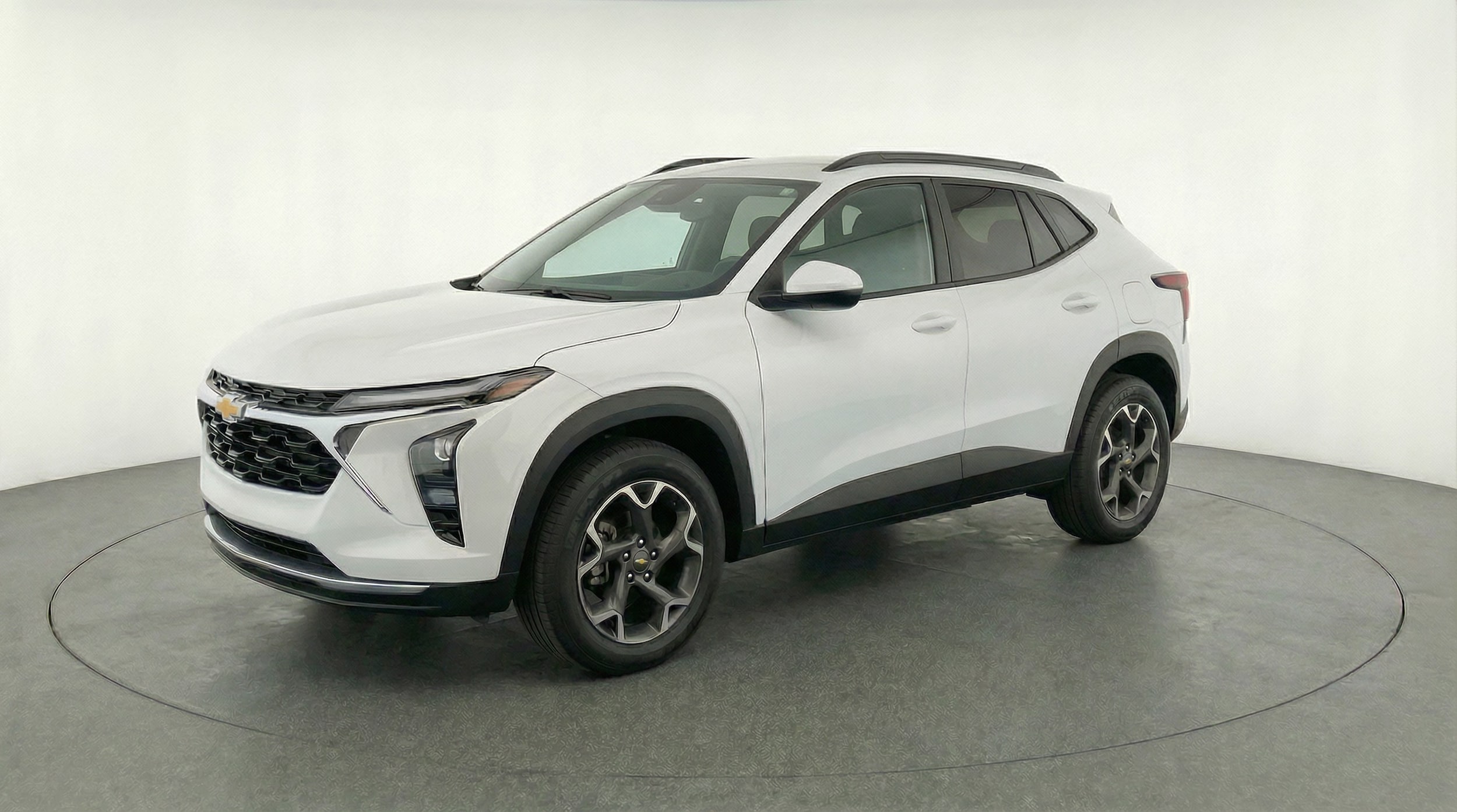 Thumbnail: 2025 Chevrolet Trax - 3