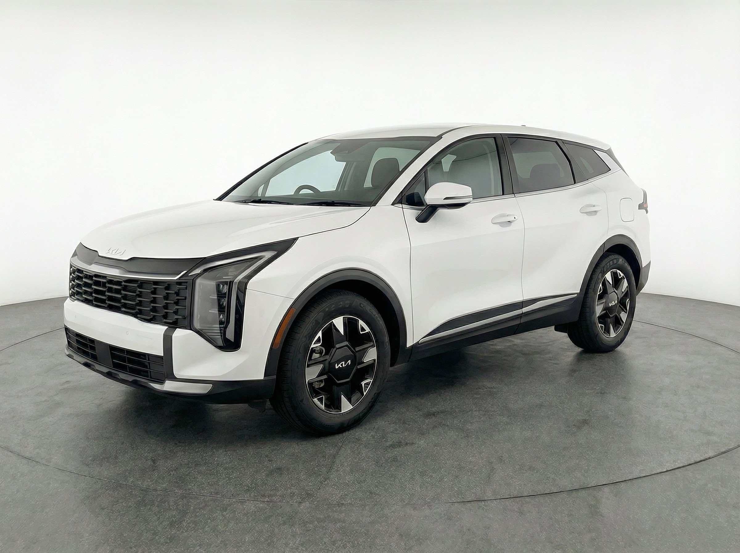 Thumbnail: 2026 Kia Sportage - 3