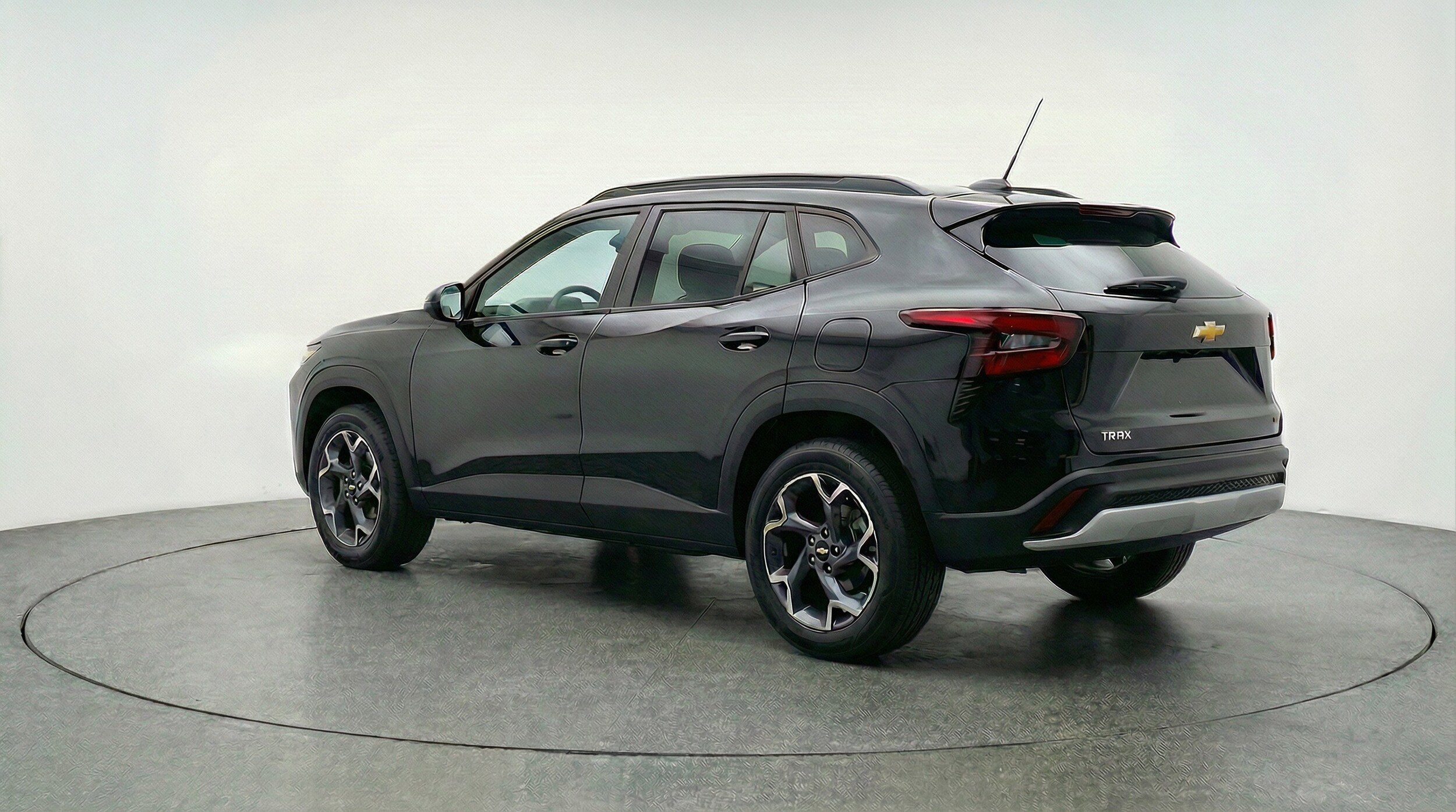 Thumbnail: 2025 Chevrolet Trax - 6