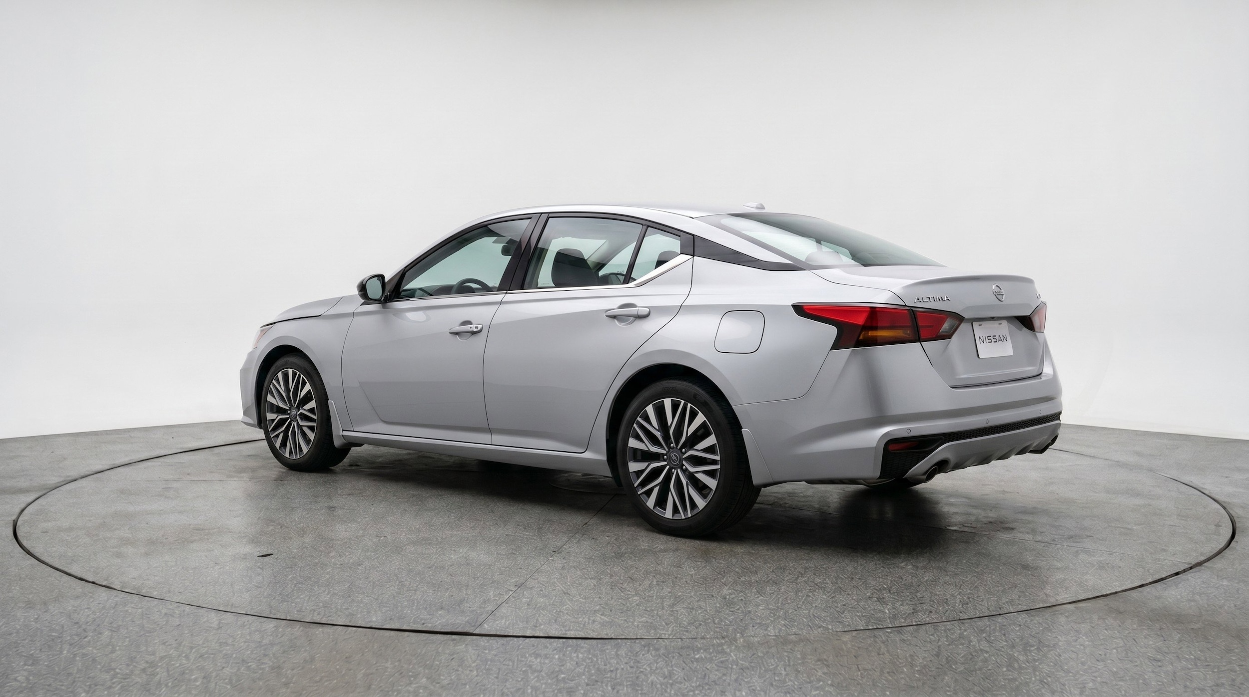 Thumbnail: 2025 Nissan Altima - 6