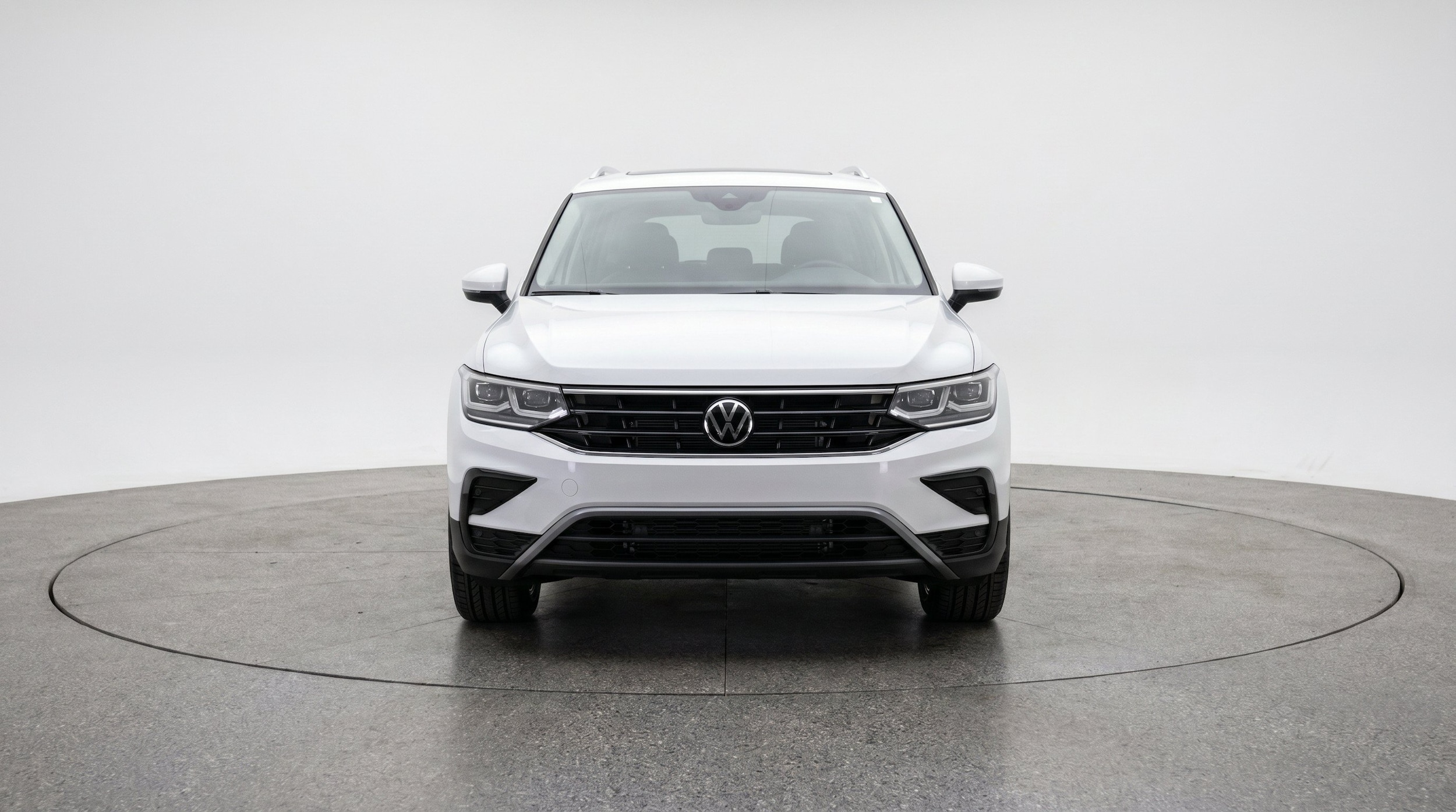 Thumbnail: 2026 Volkswagen Tiguan - 2