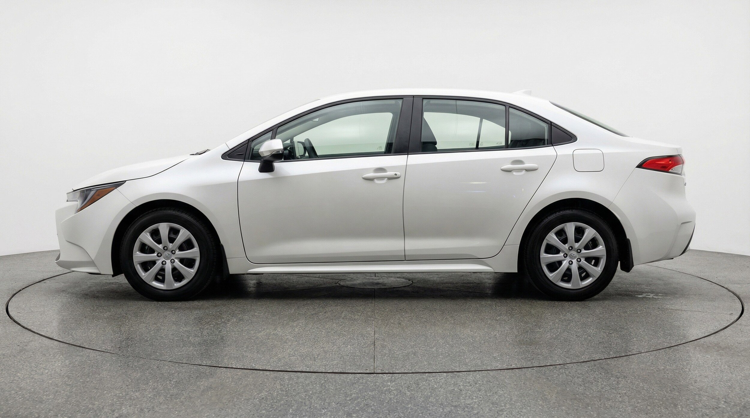 Thumbnail: 2025 Toyota Corolla - 5