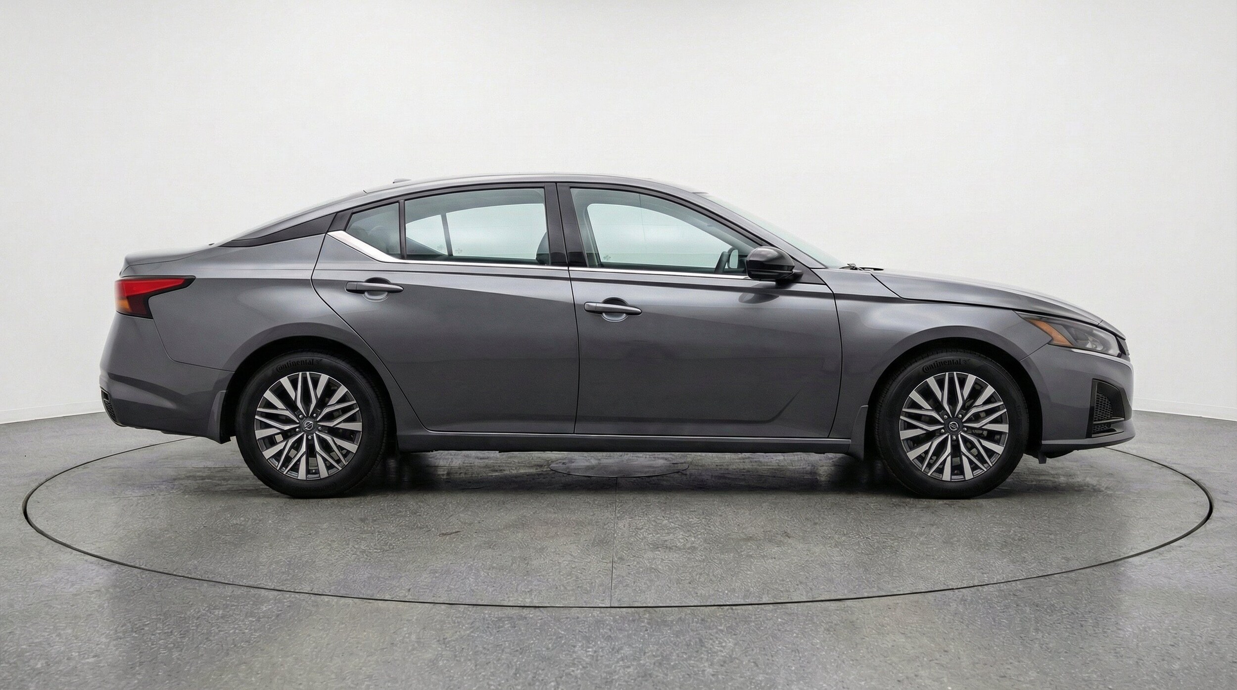 Thumbnail: 2025 Nissan Altima - 11