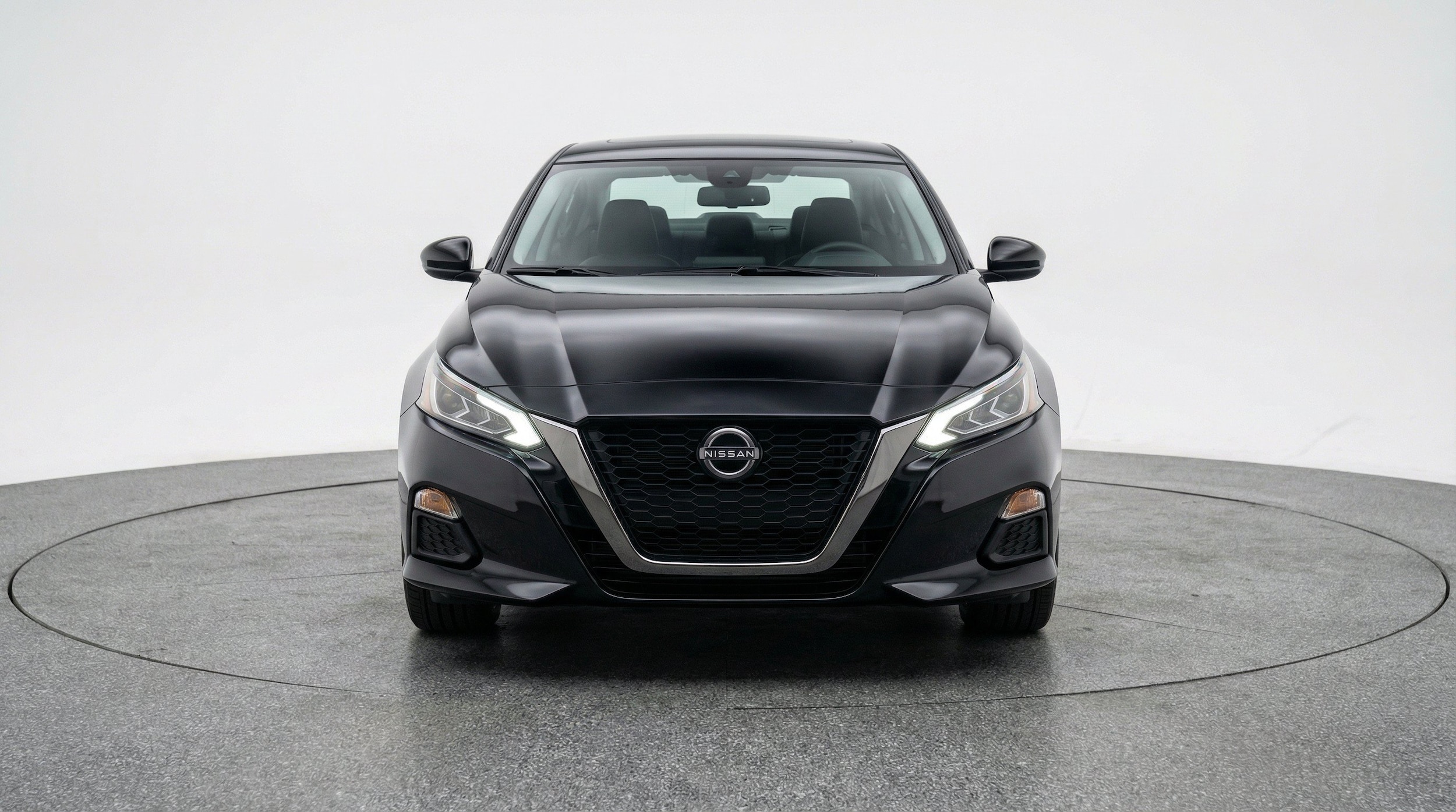 Thumbnail: 2025 Nissan Altima - 2